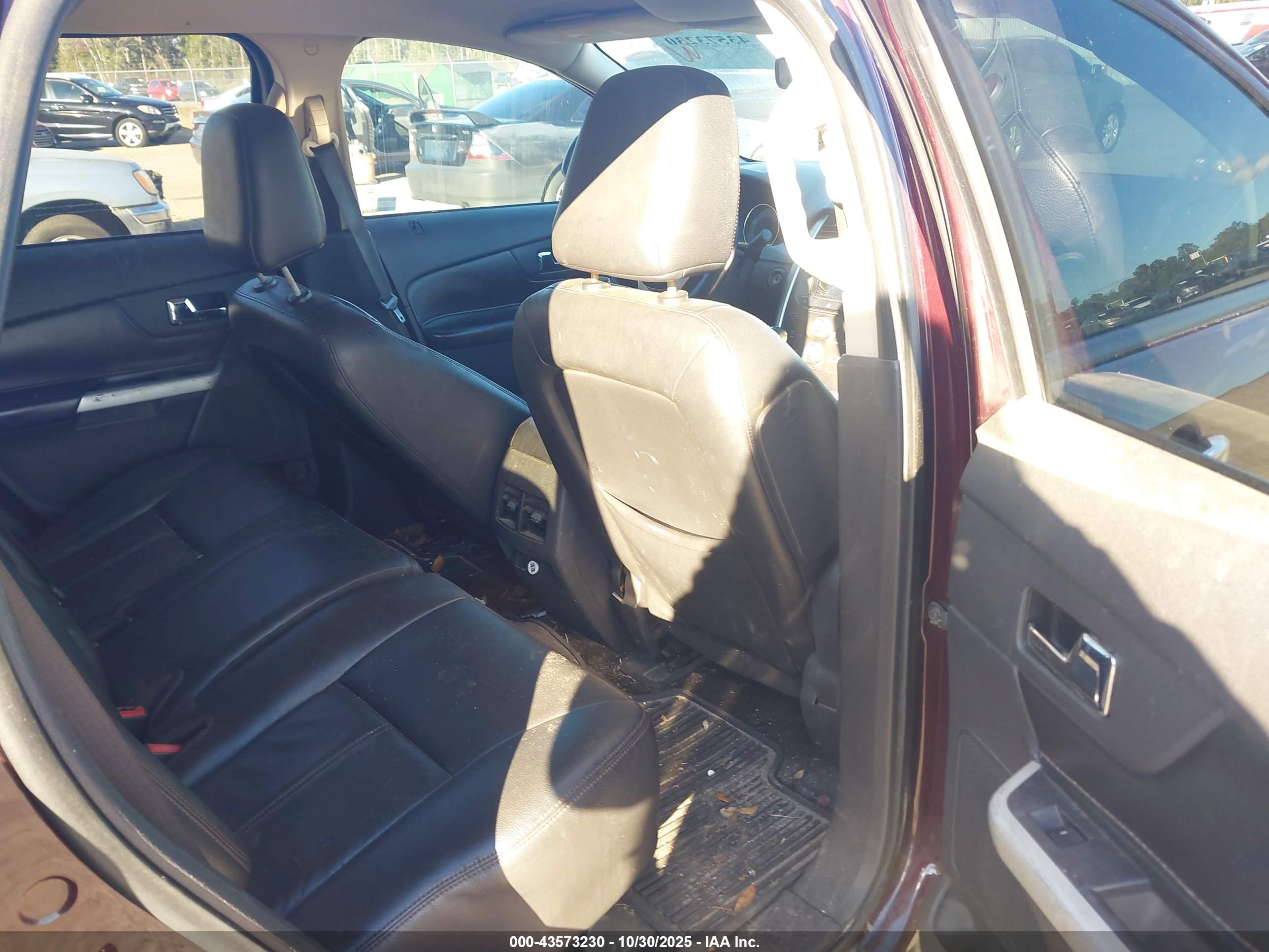 FORD EDGE image 8