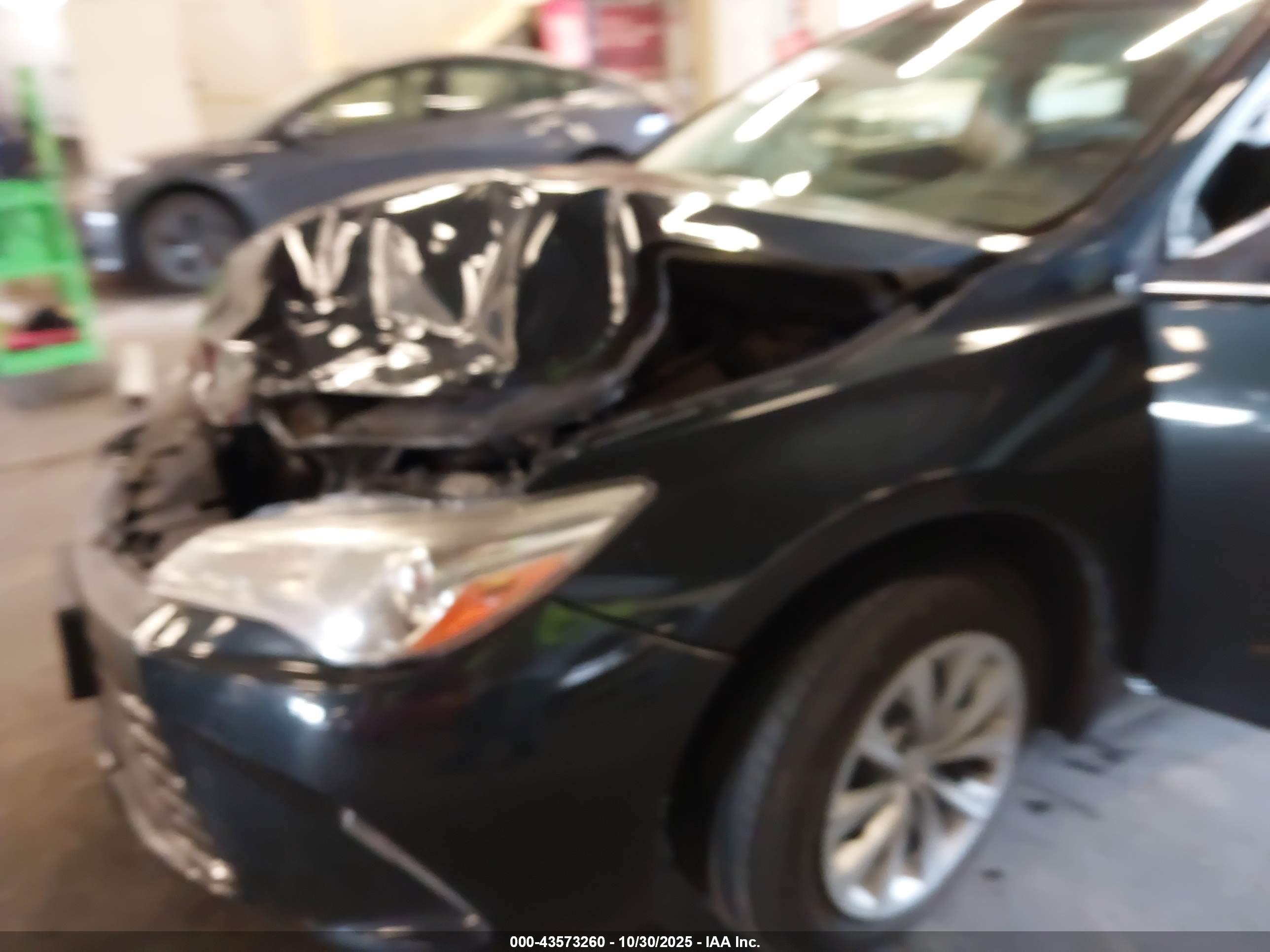 TOYOTA CAMRY image 6
