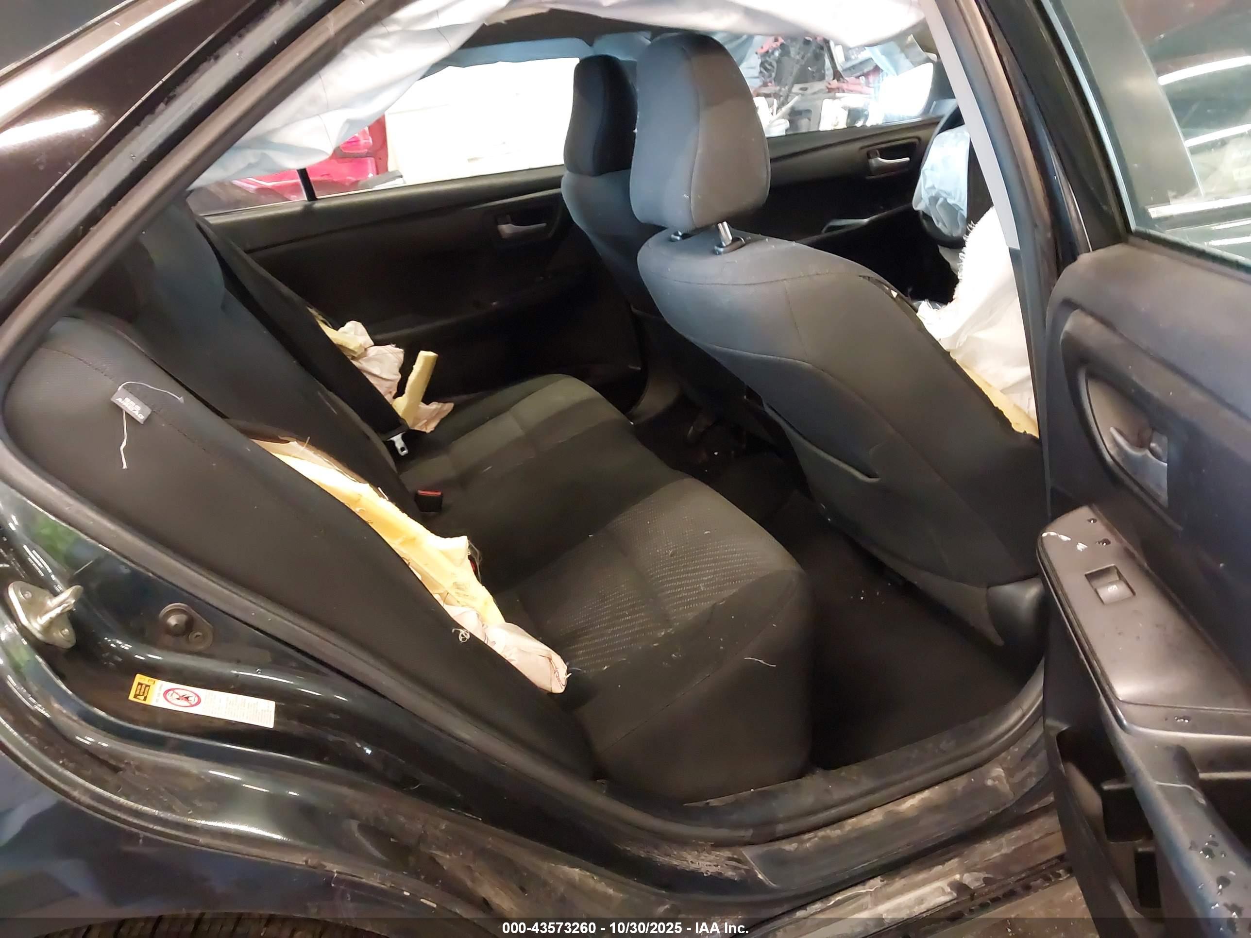 TOYOTA CAMRY image 8
