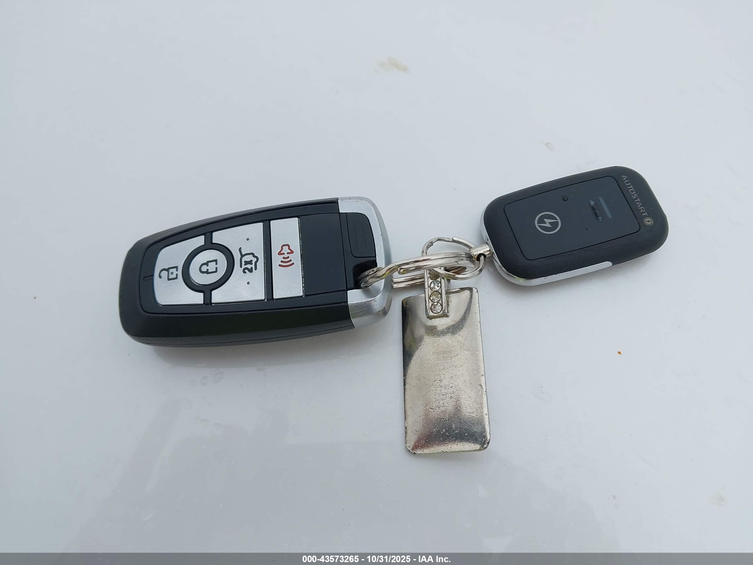 FORD EXPEDITION image 11