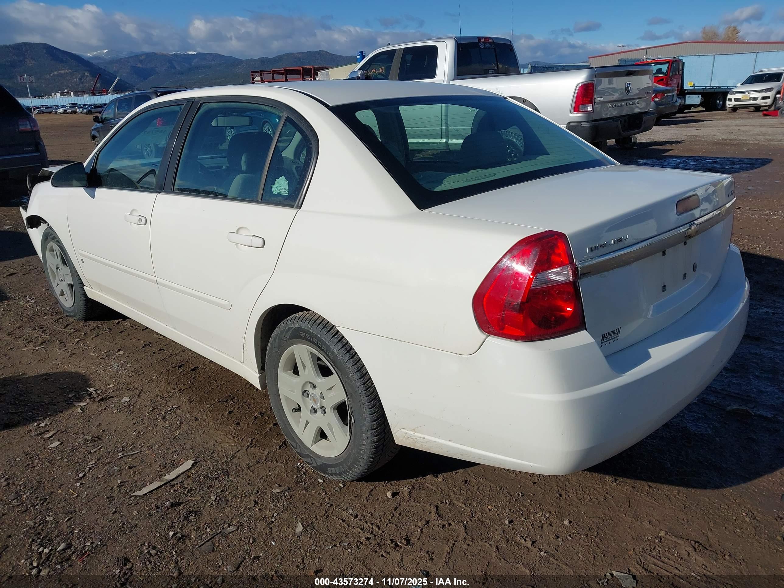 CHEVROLET MALIBU image 3