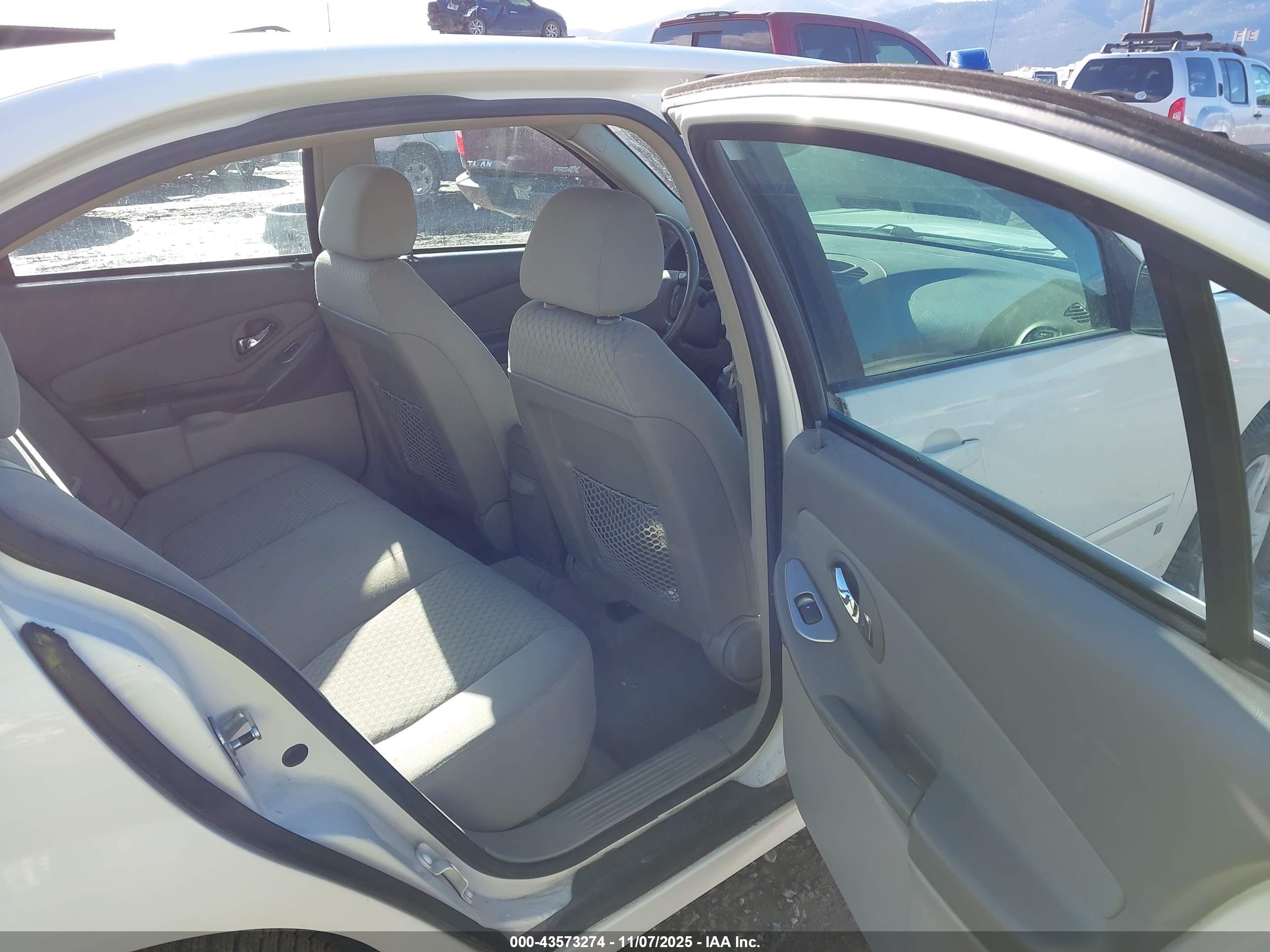 CHEVROLET MALIBU image 8