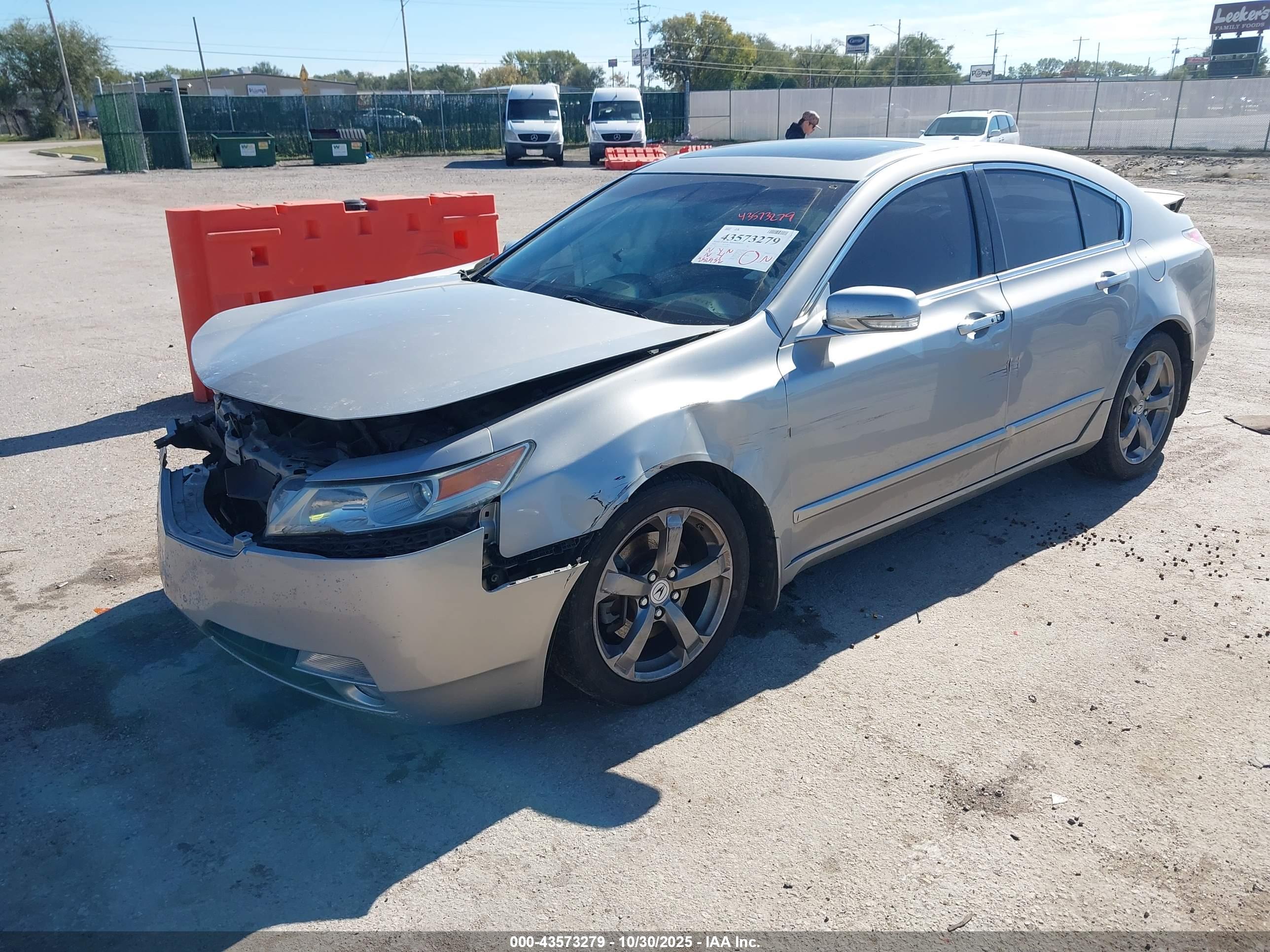 ACURA TL image 2