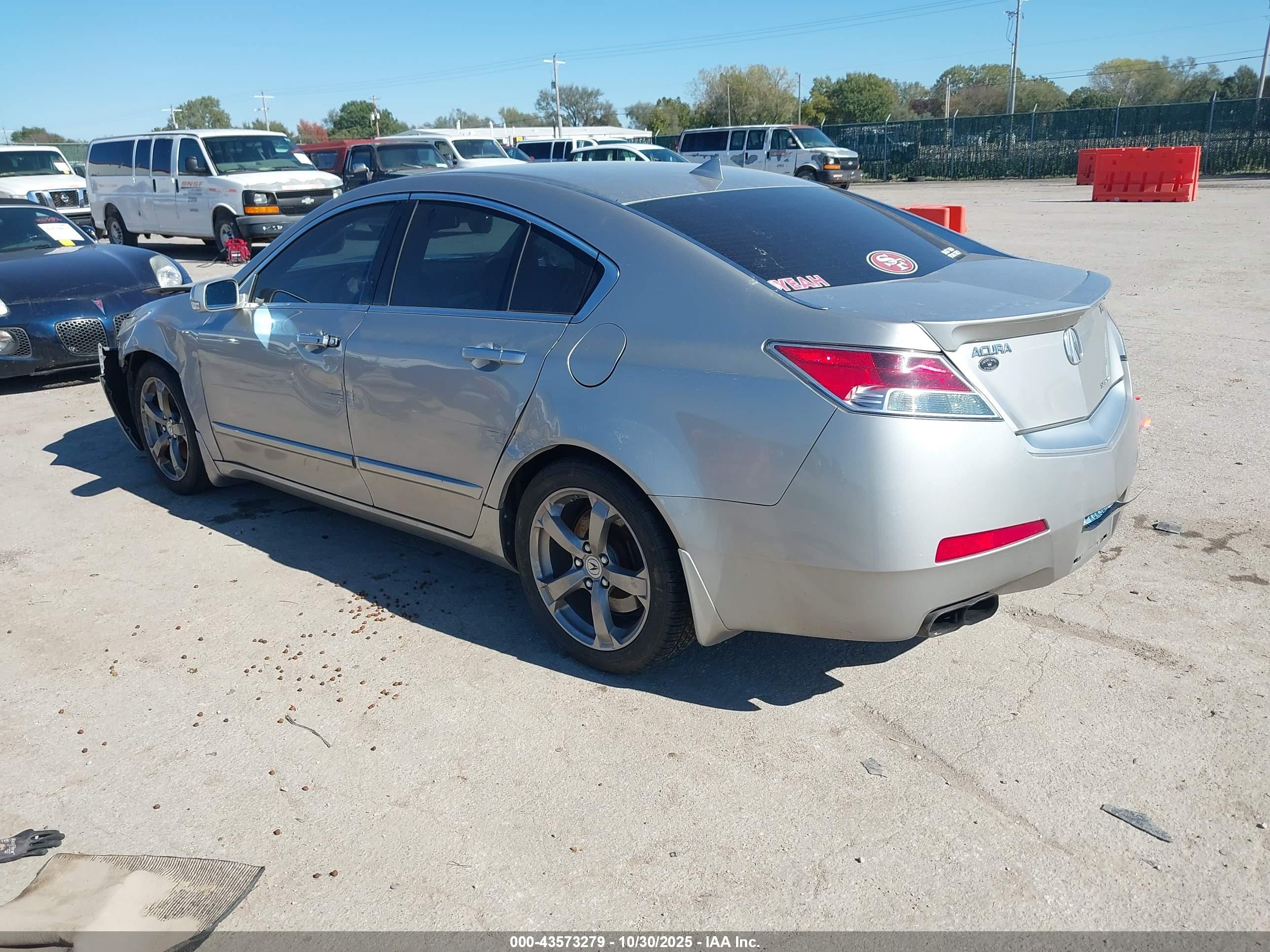 ACURA TL image 3
