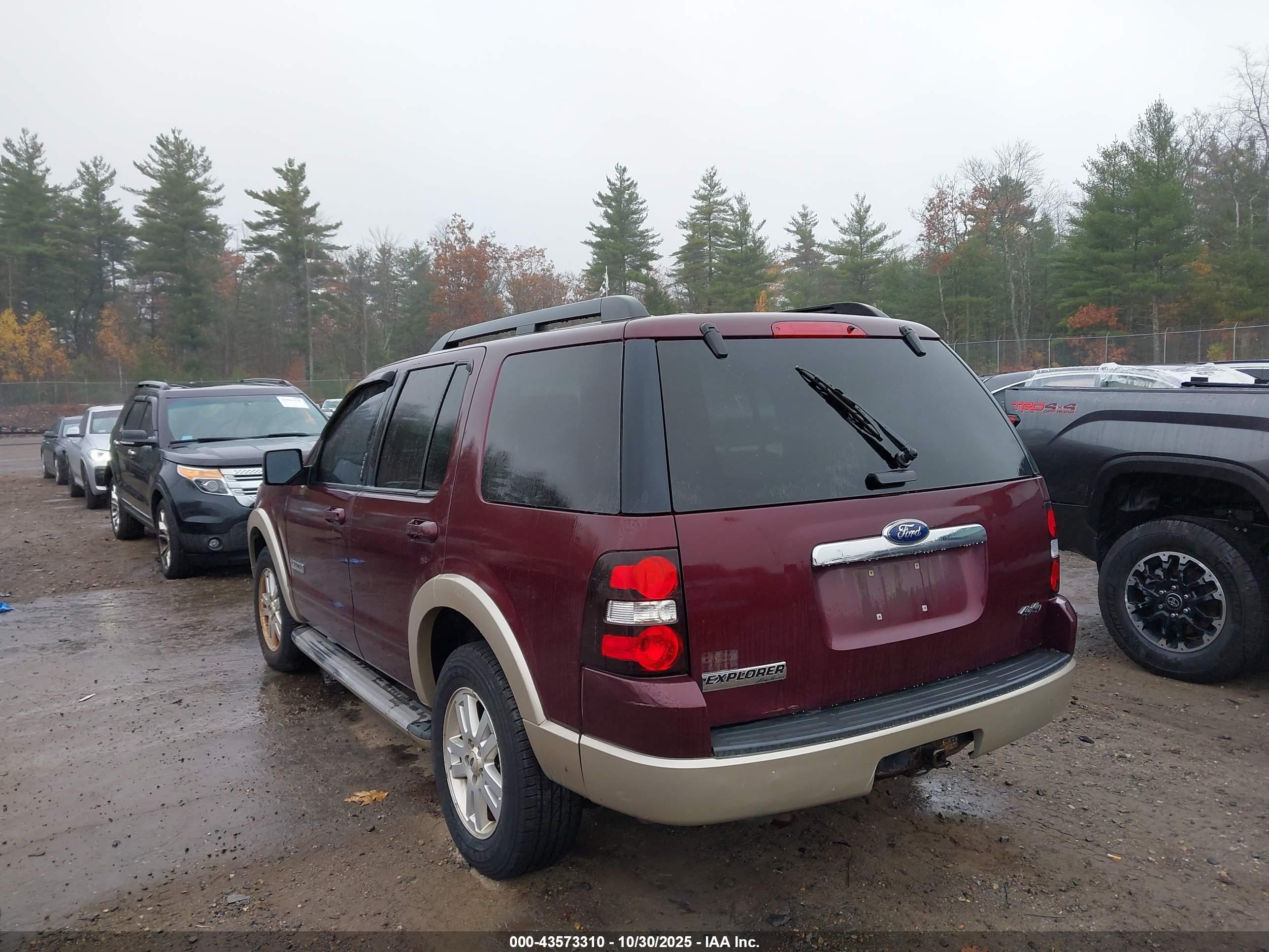 FORD EXPLORER image 3