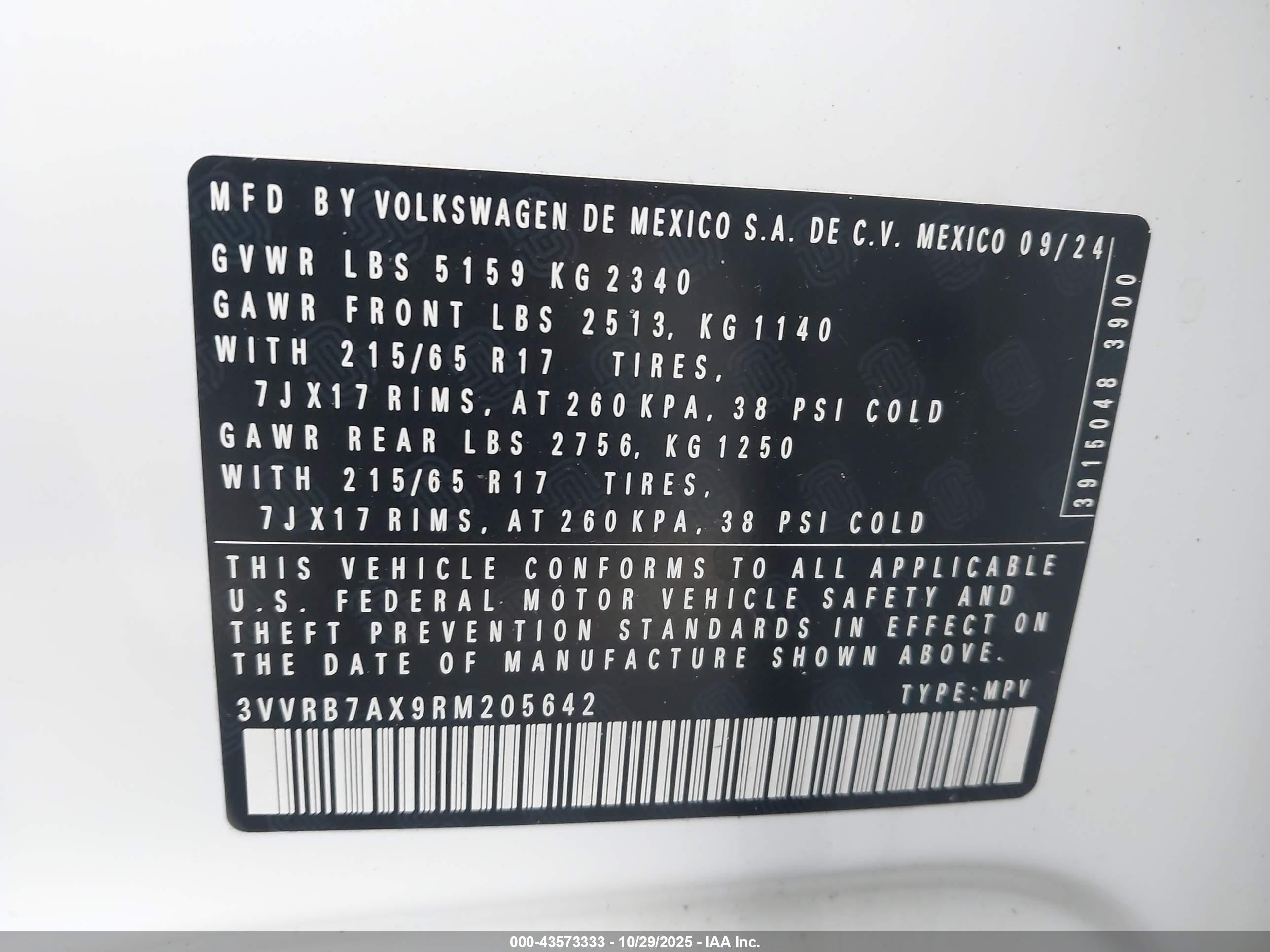 VOLKSWAGEN TIGUAN image 9