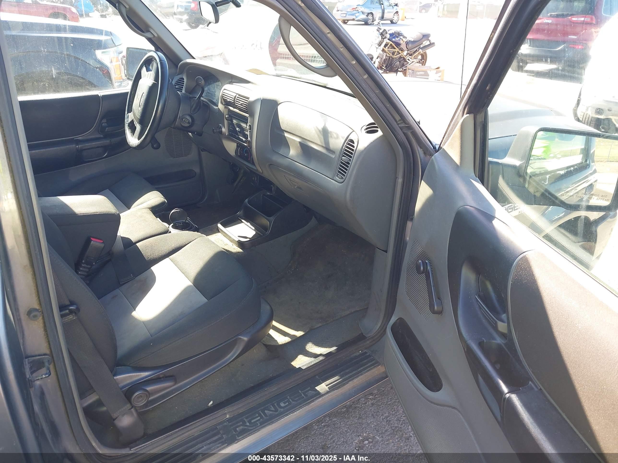 FORD RANGER image 5
