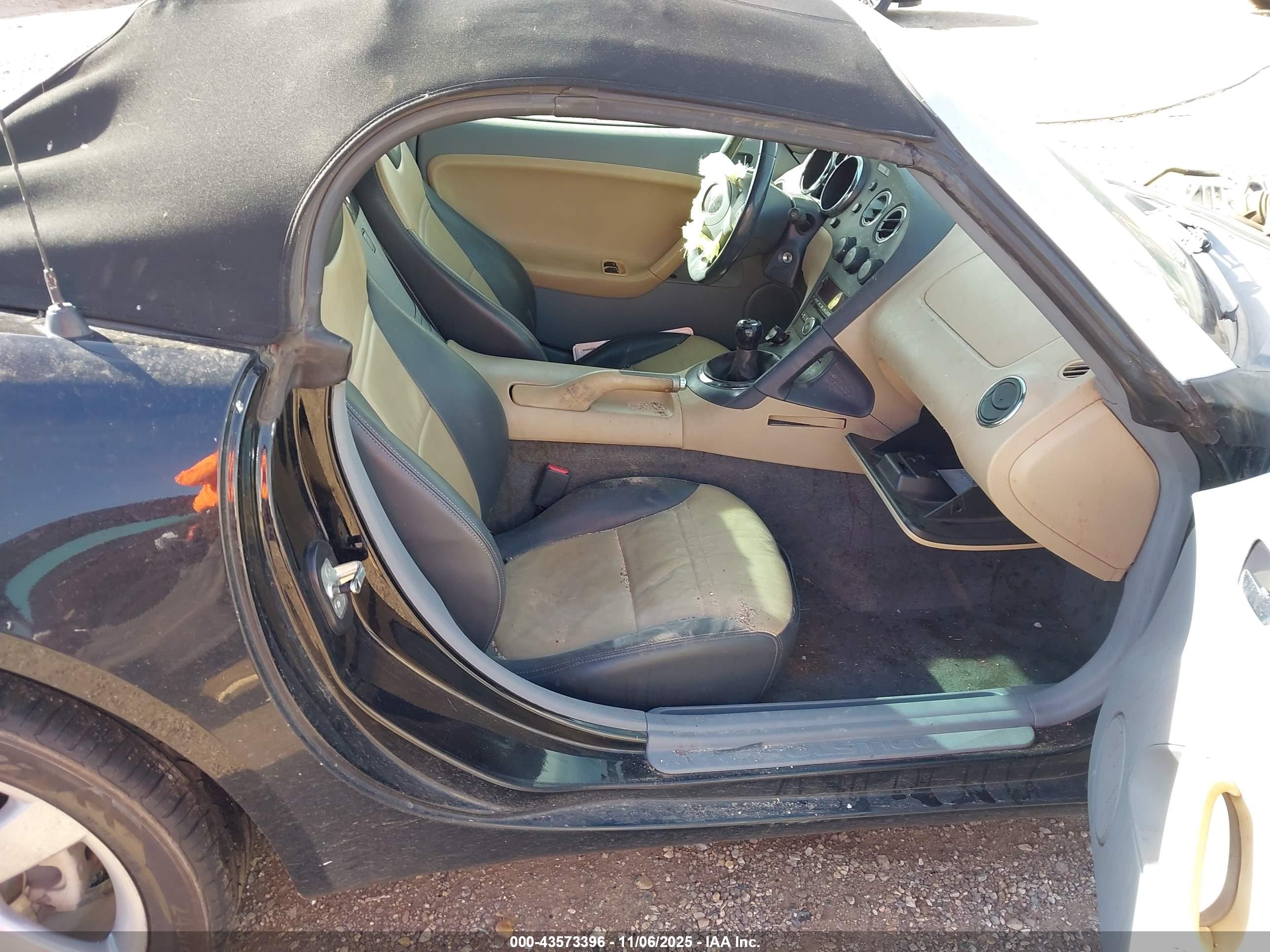PONTIAC SOLSTICE image 5