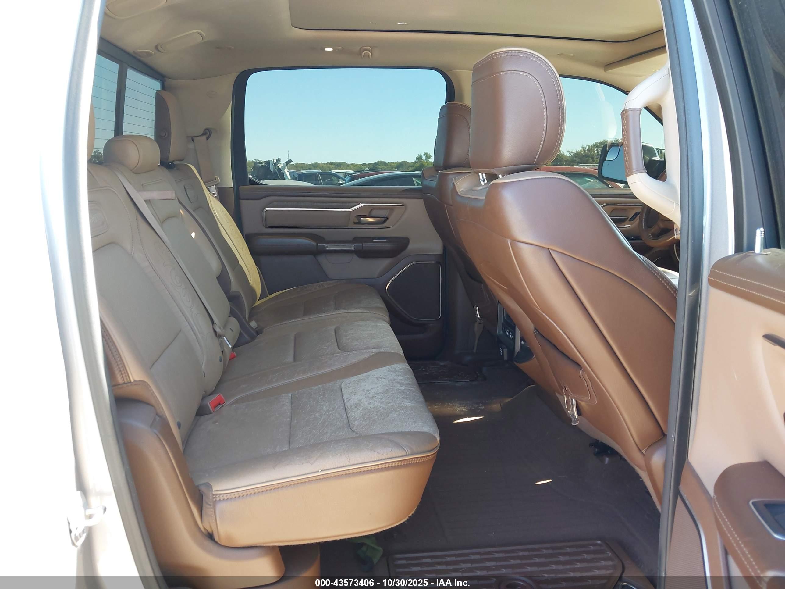 RAM 1500 image 8