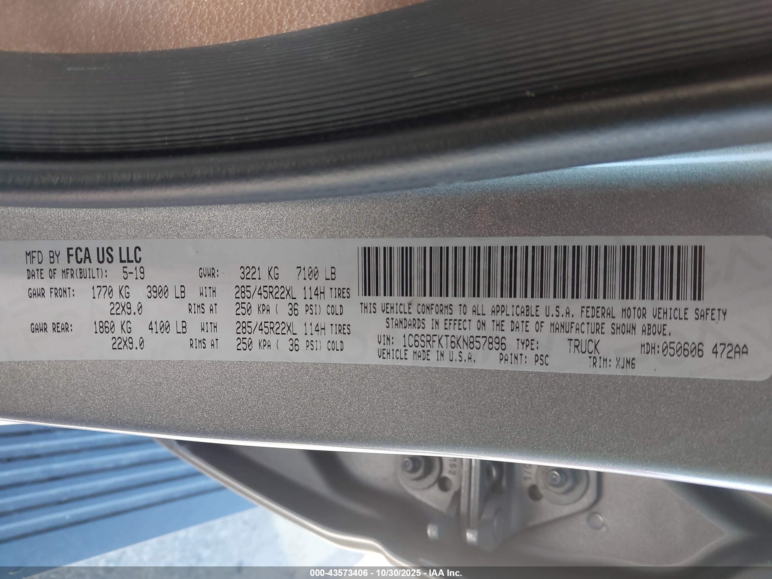 RAM 1500 image 9