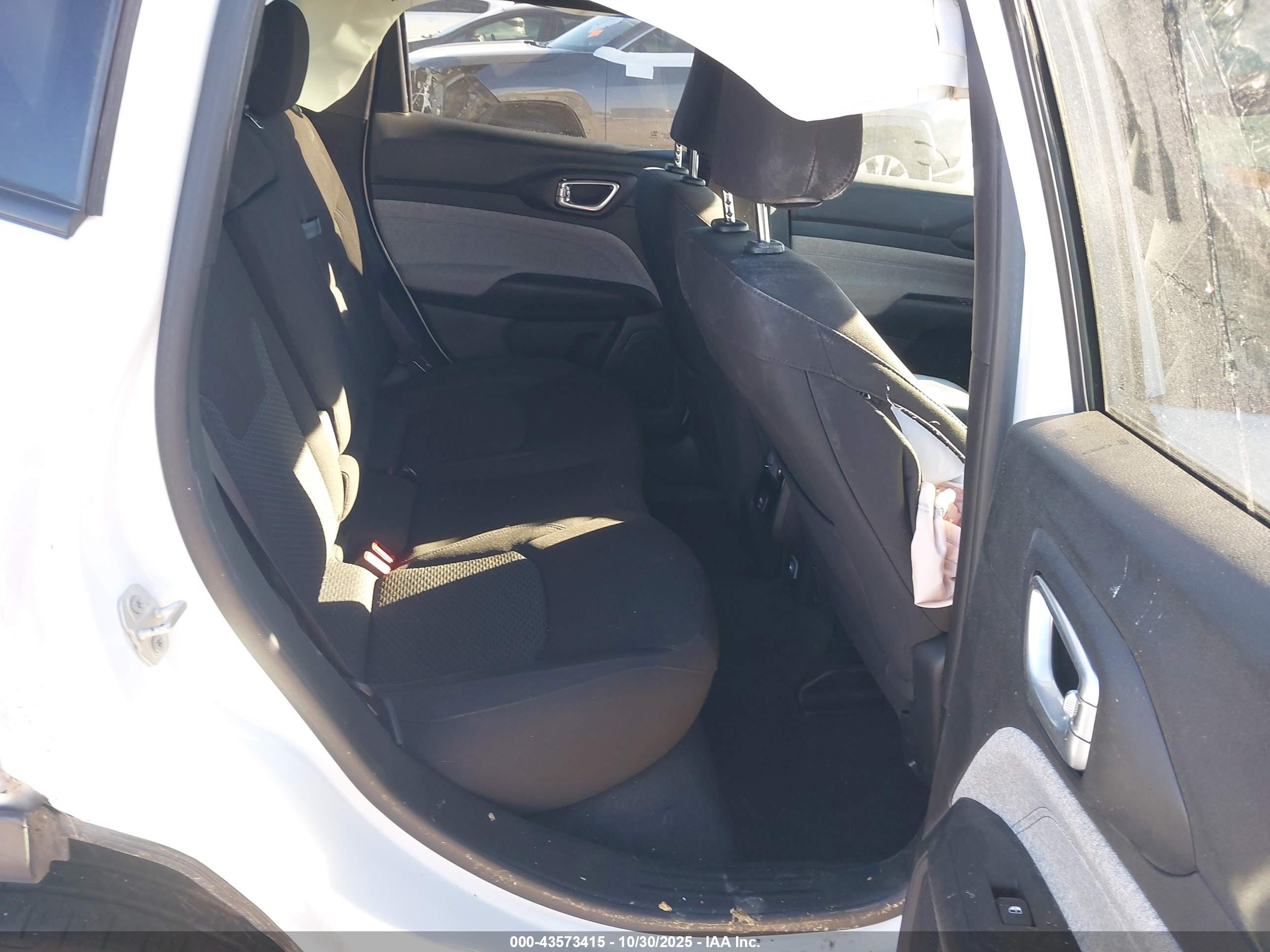 JEEP COMPASS image 8