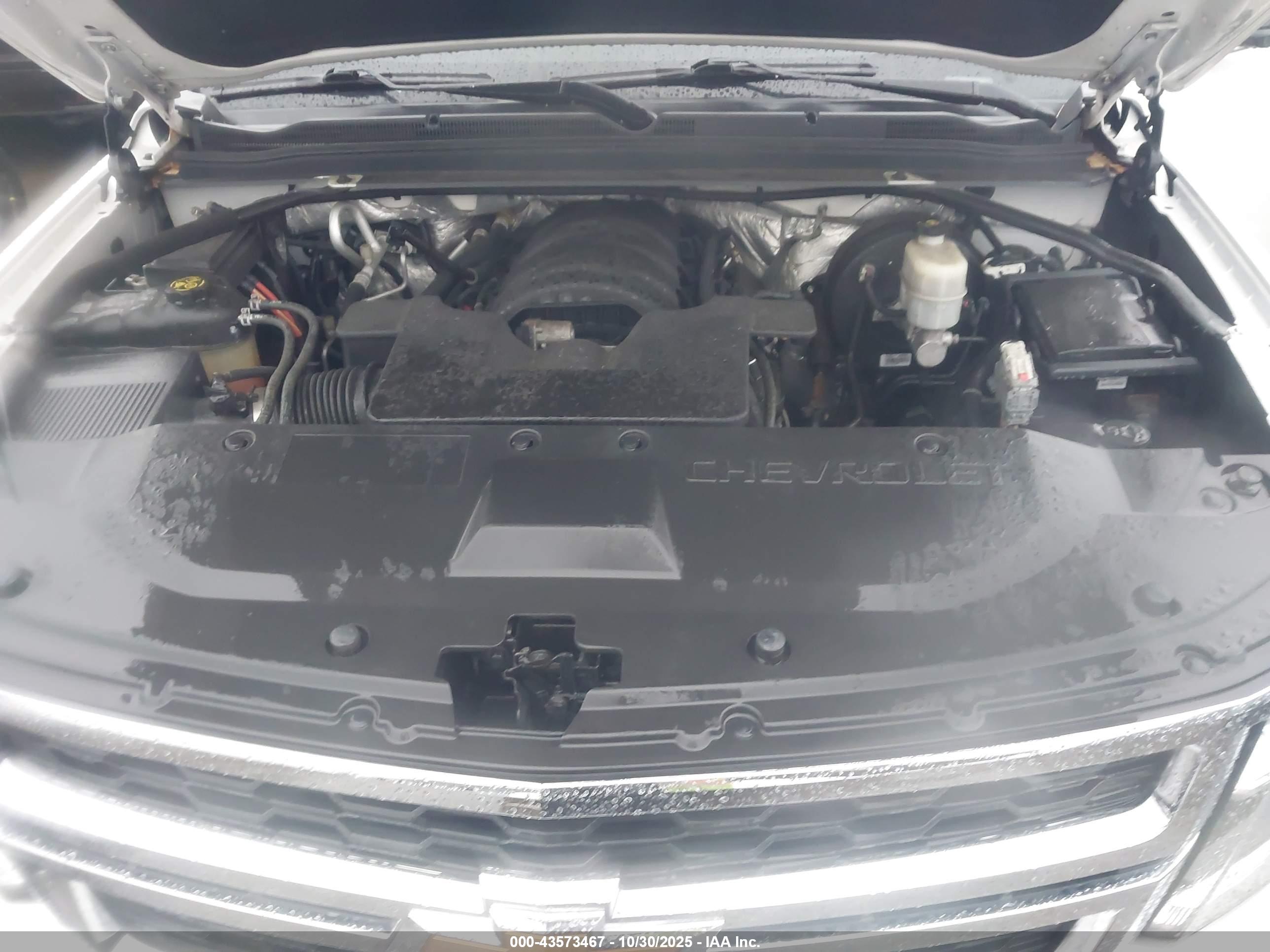 CHEVROLET TAHOE image 10