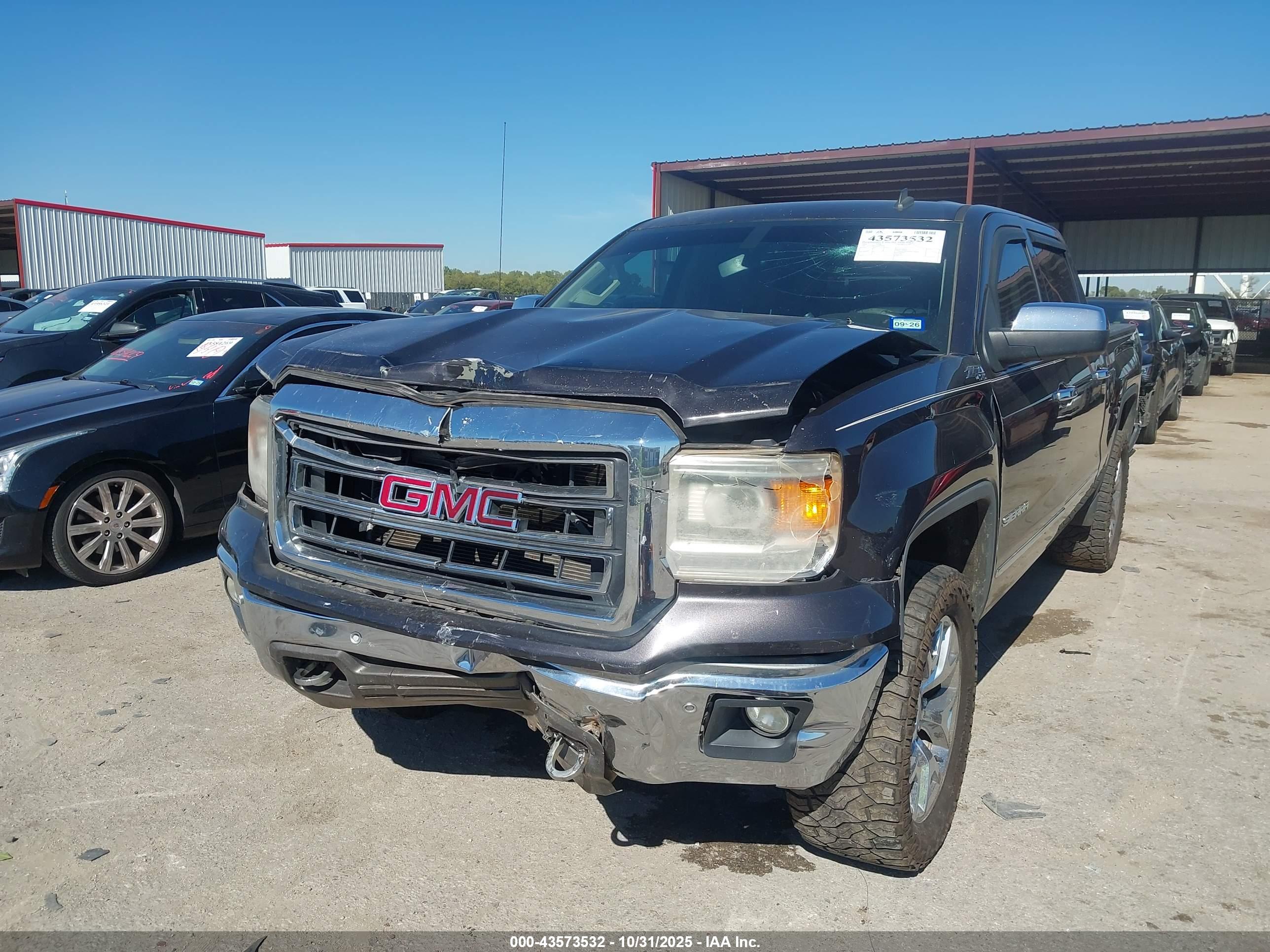 GMC SIERRA image 2