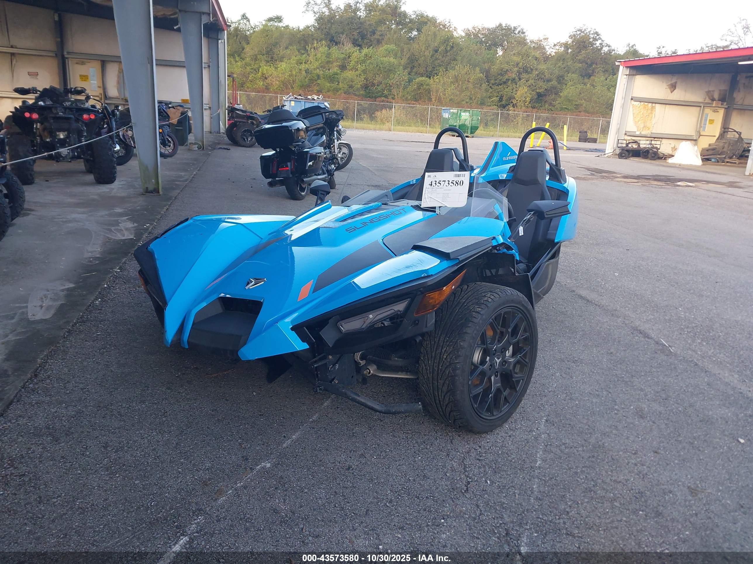 POLARIS SLINGSHOT image 2