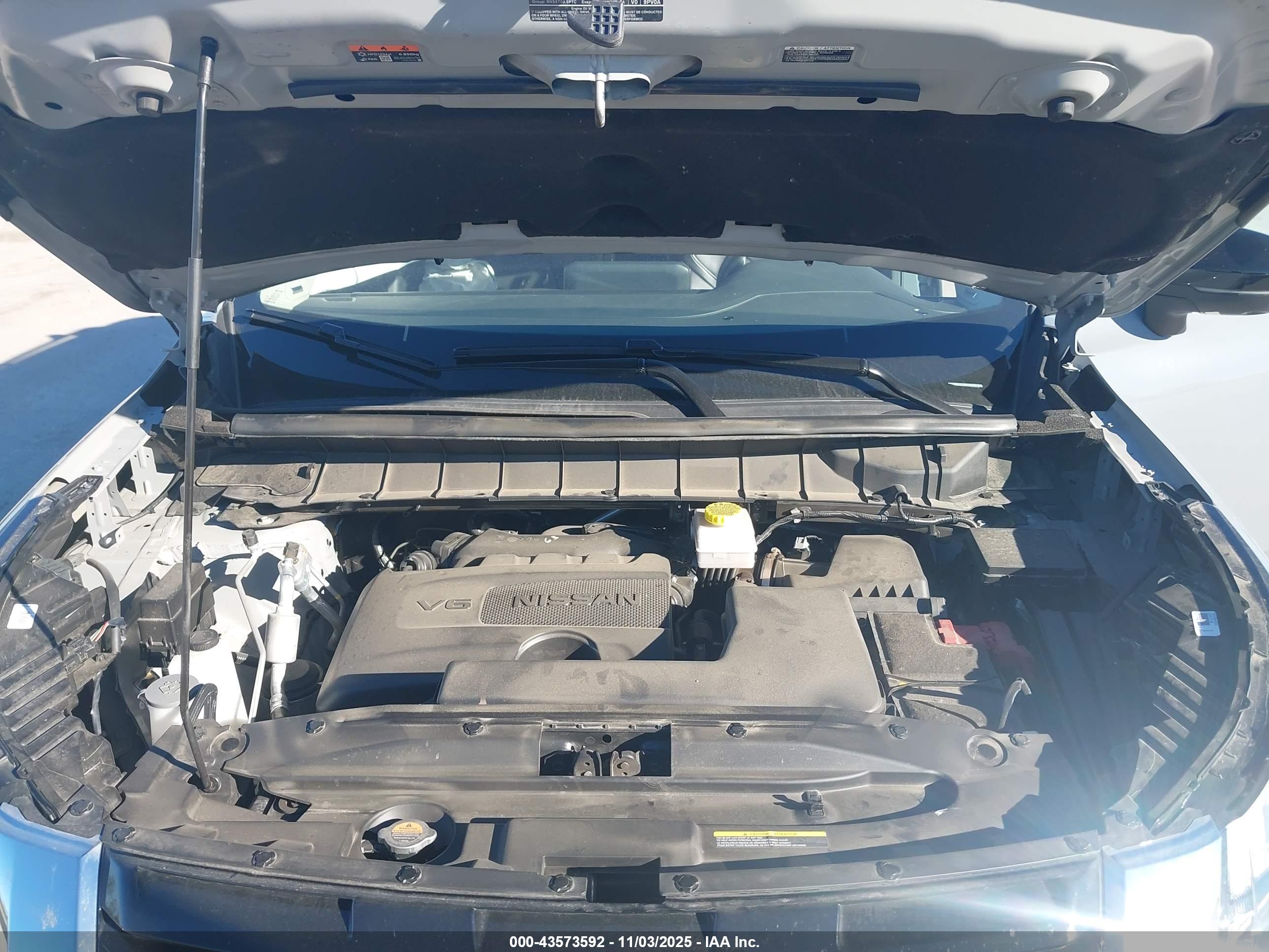 NISSAN PATHFINDER image 10