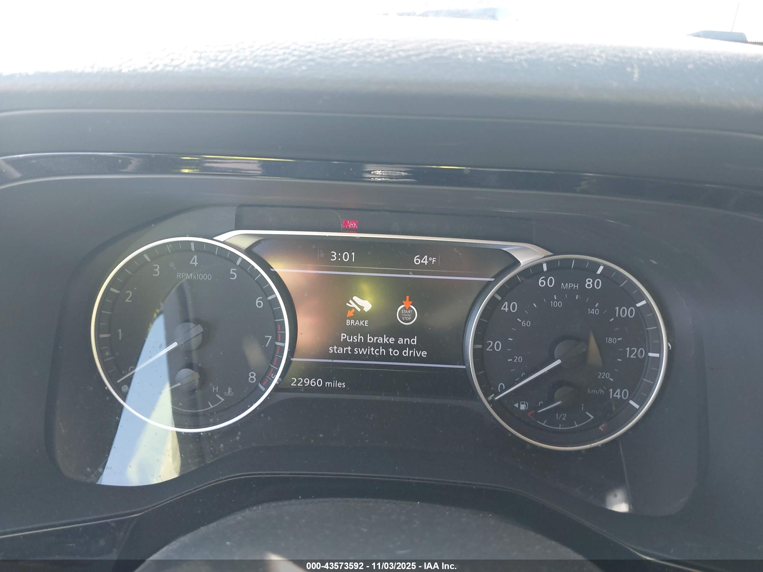 NISSAN PATHFINDER image 7