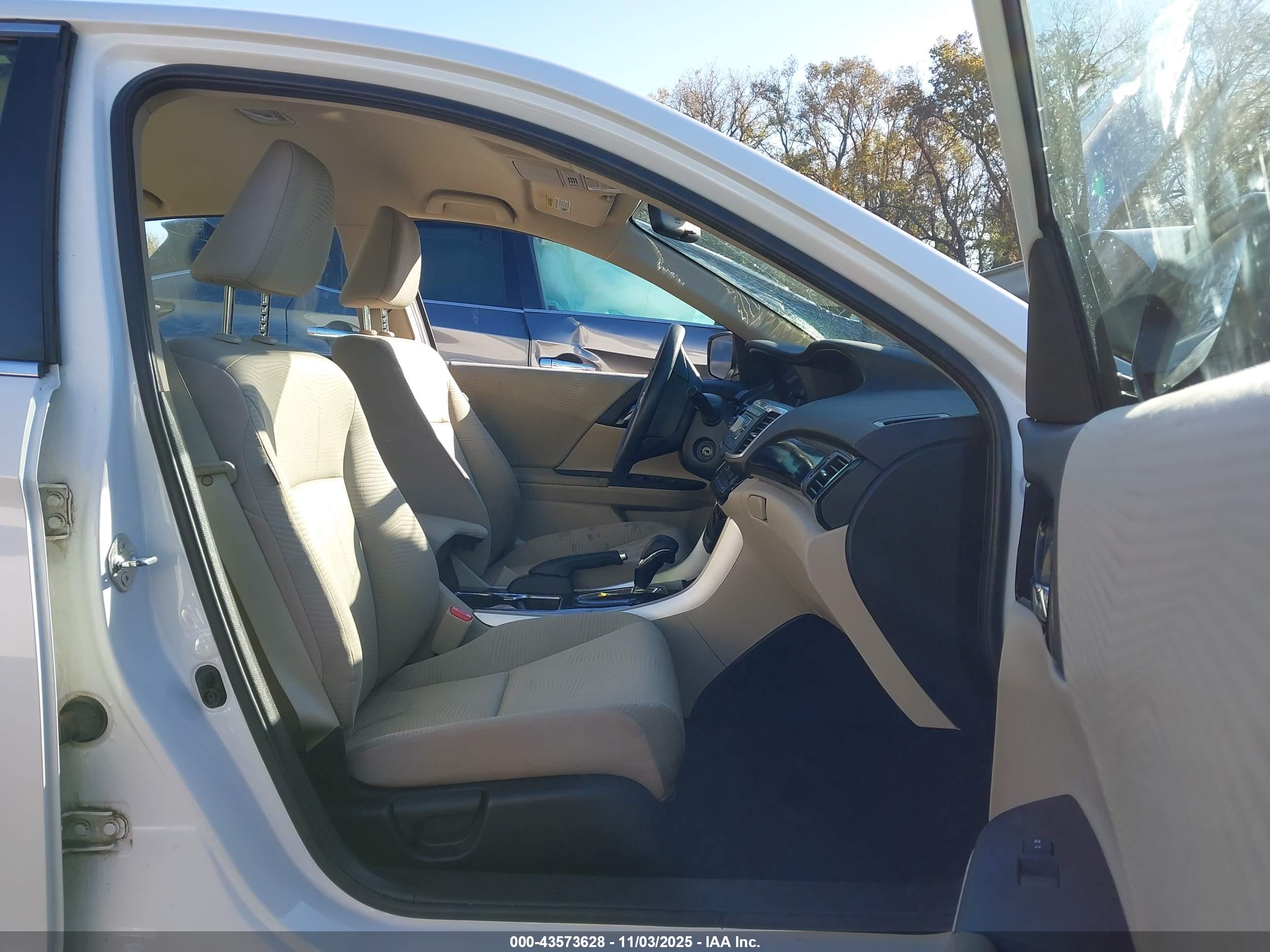 HONDA ACCORD image 5
