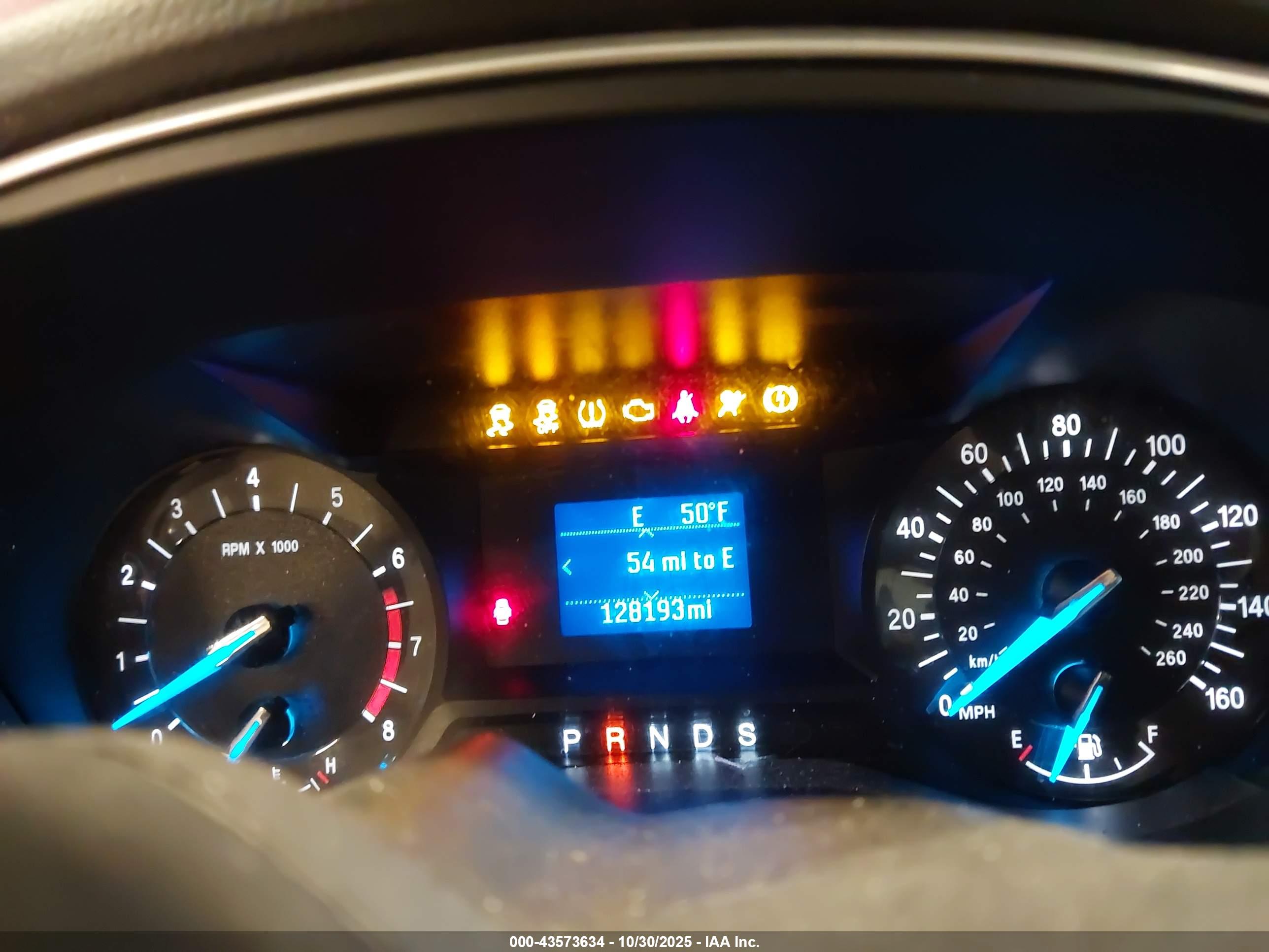 FORD FUSION image 7