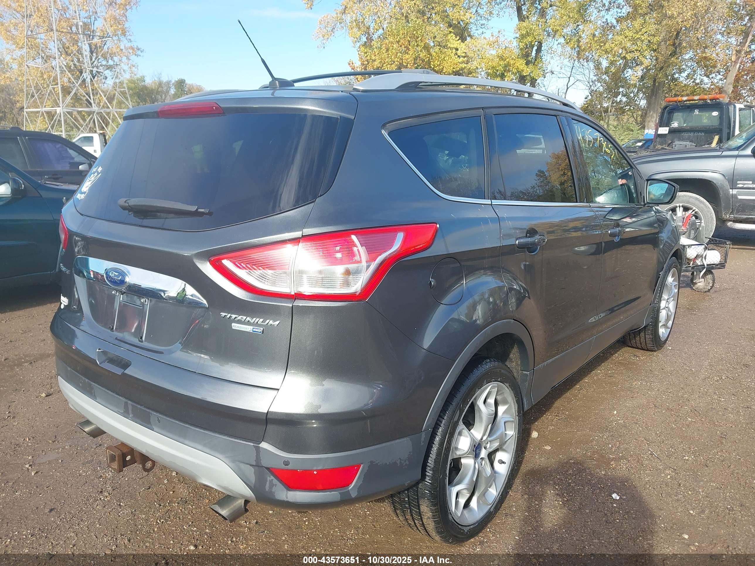 FORD ESCAPE image 4