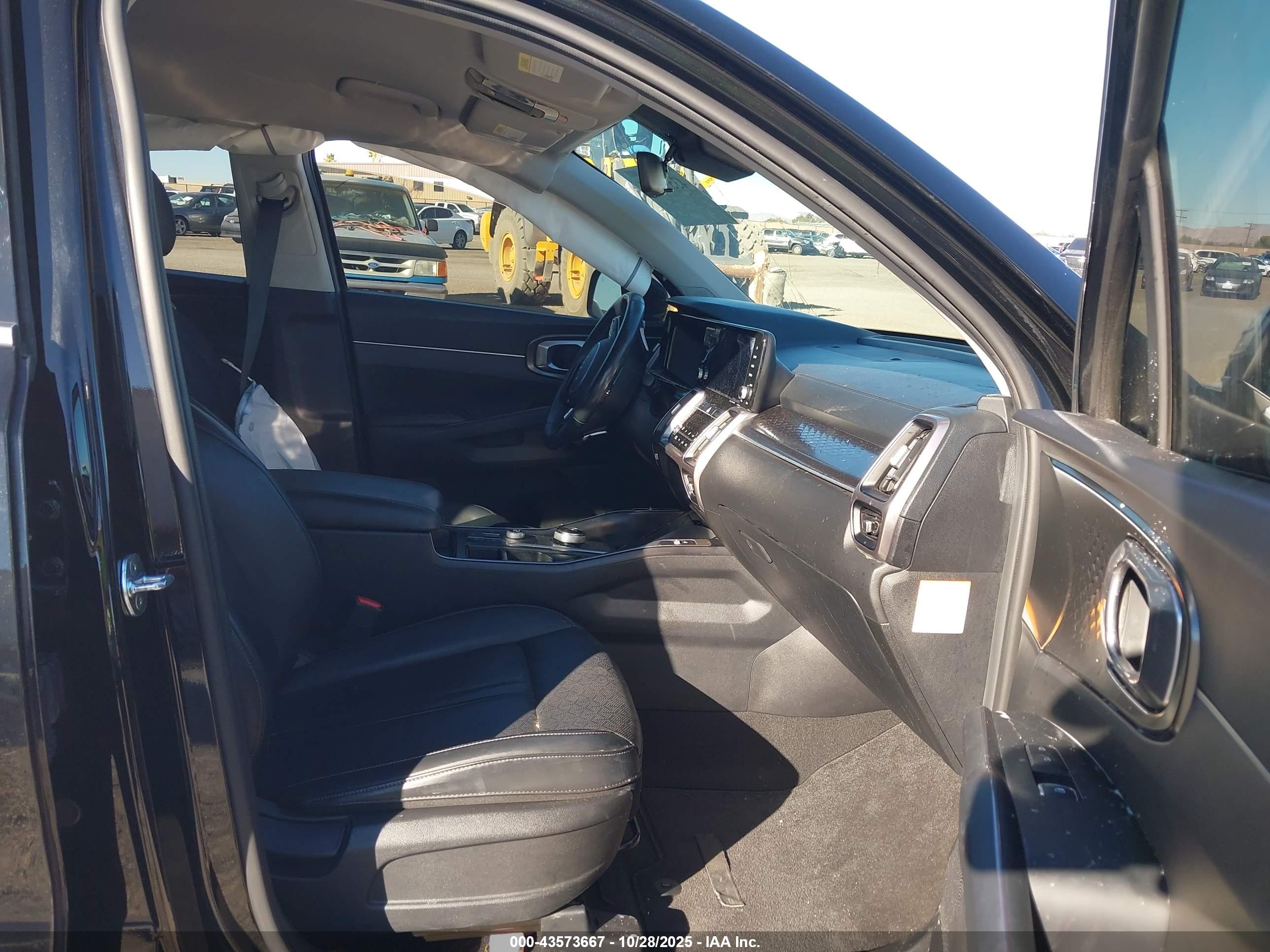 KIA SORENTO image 5