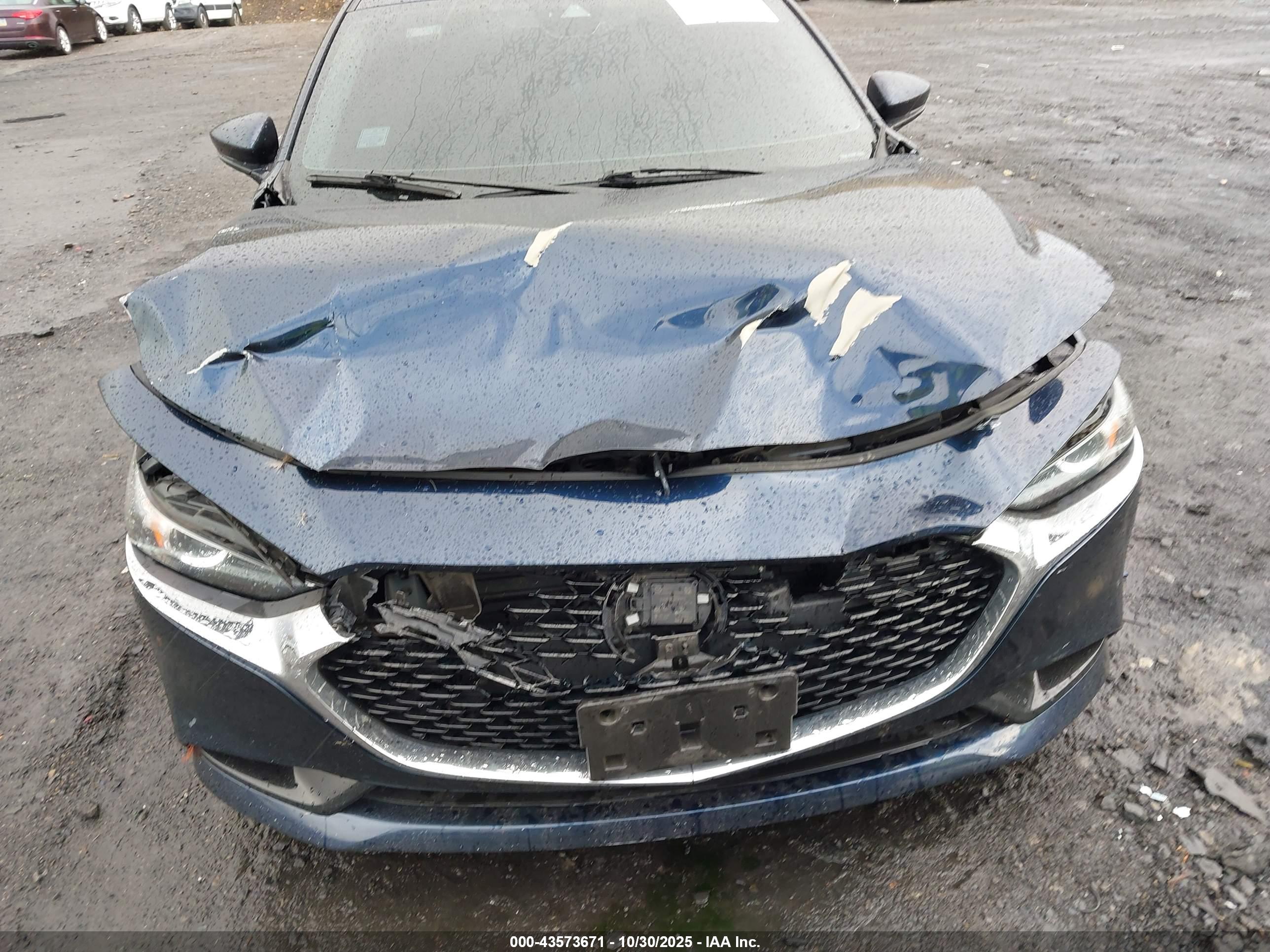 MAZDA MAZDA3 image 6