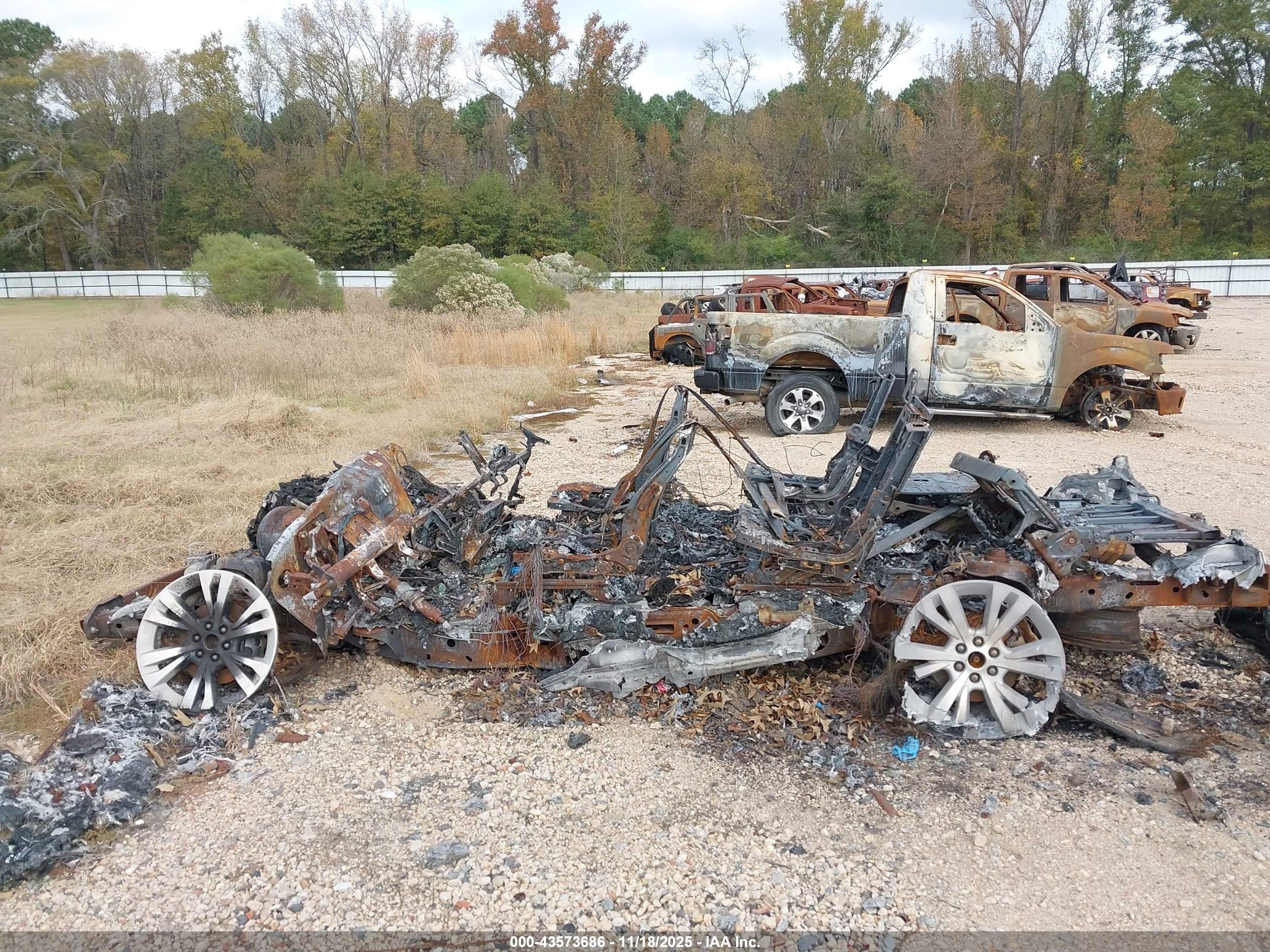 FORD EXPEDITION image 6