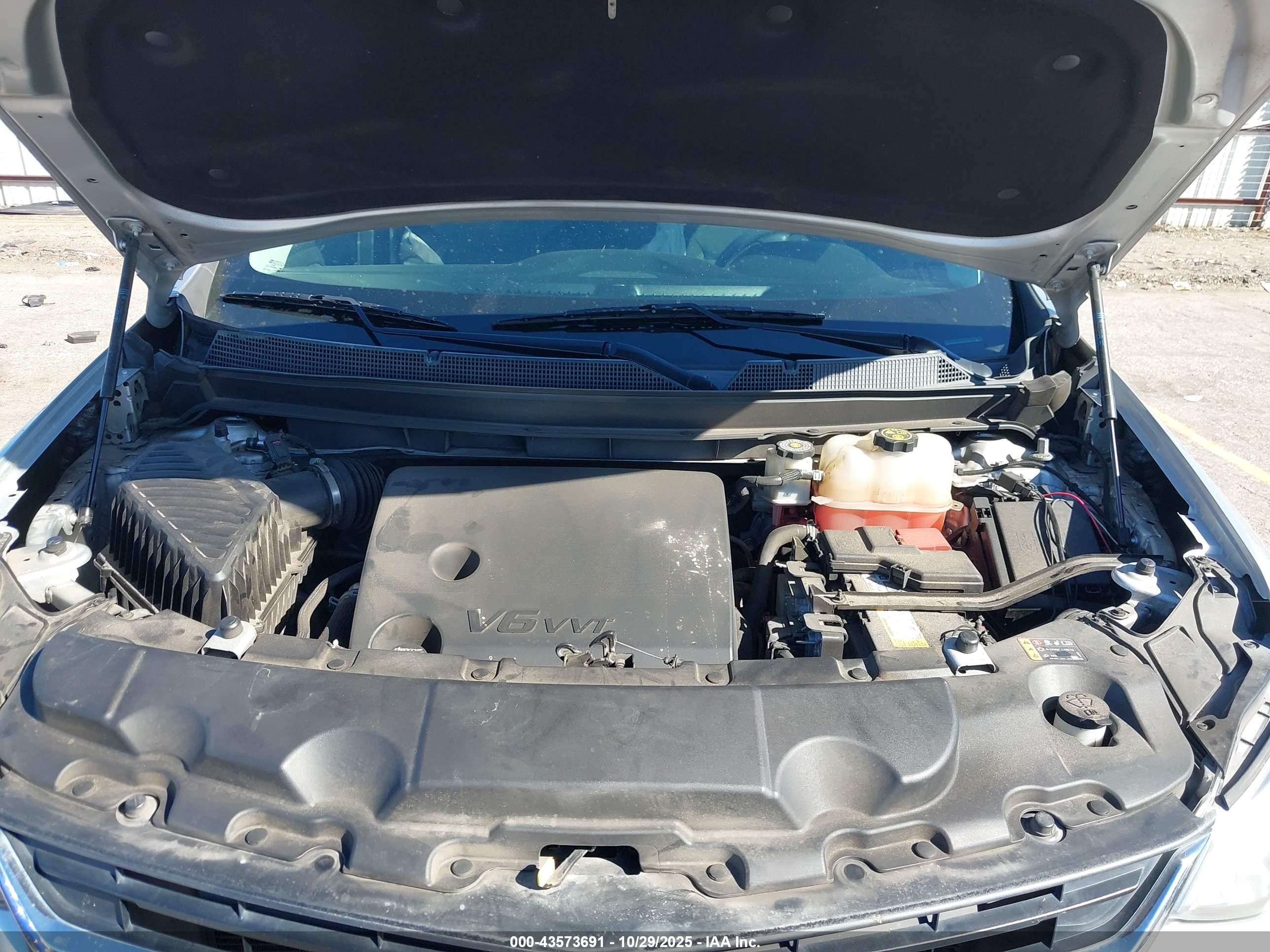 CHEVROLET TRAVERSE image 10