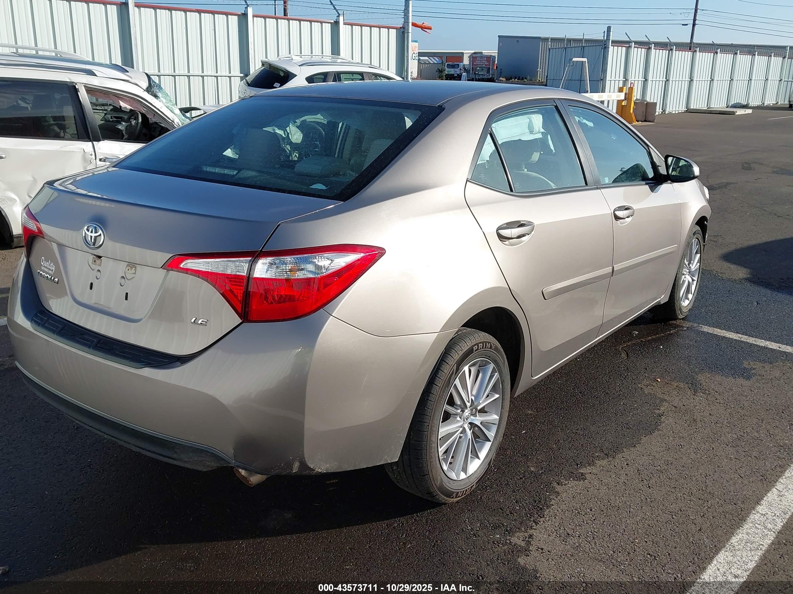 TOYOTA COROLLA image 4