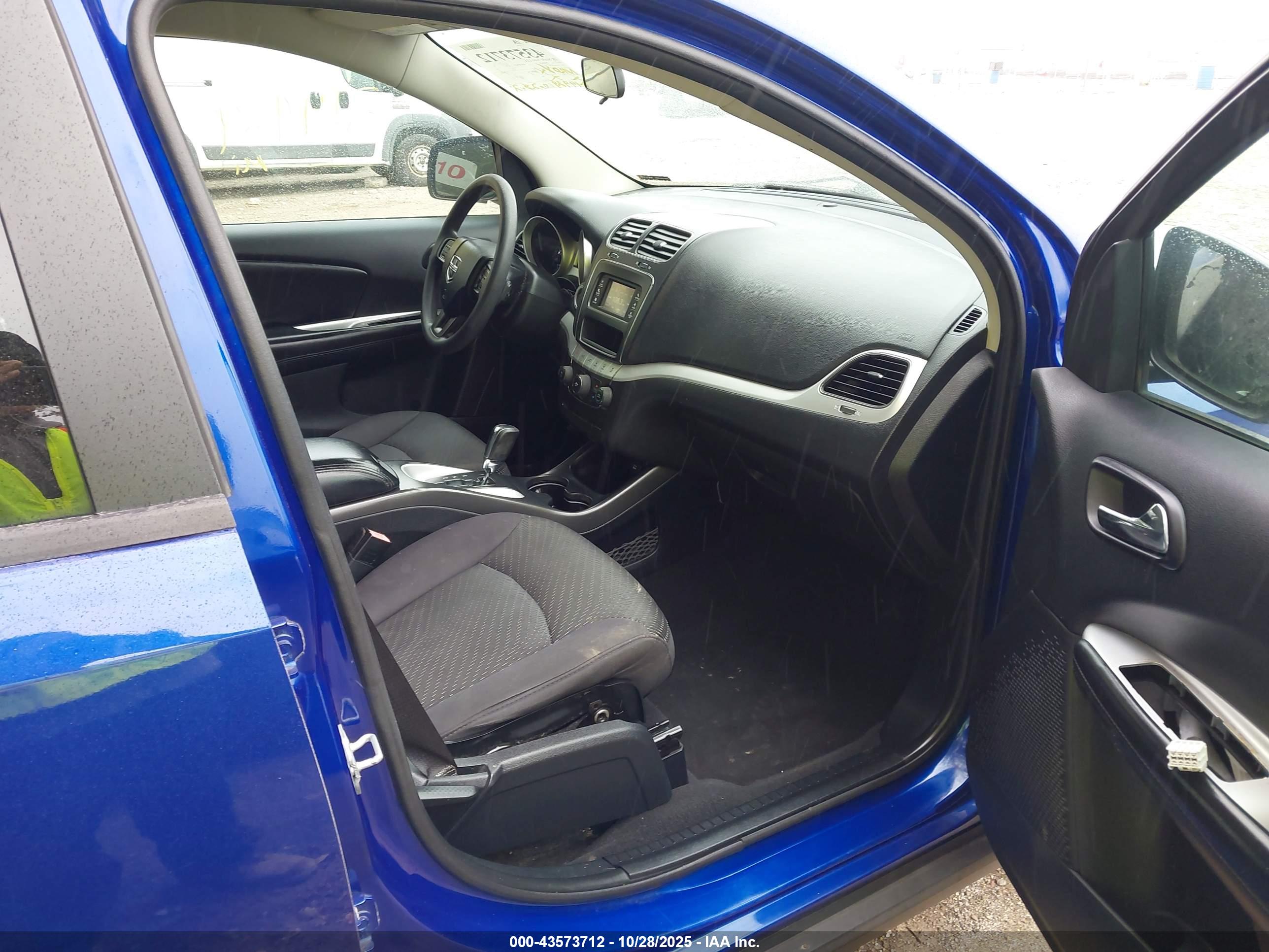 DODGE JOURNEY image 5