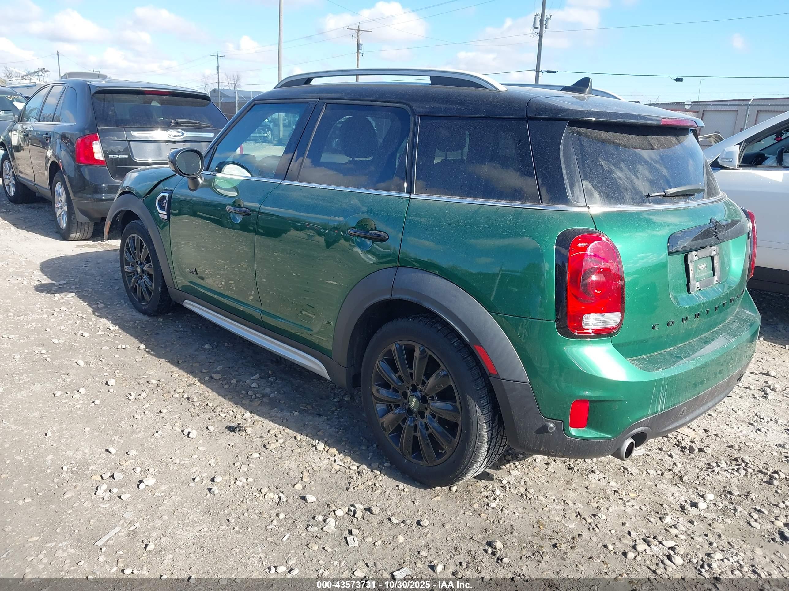MINI COUNTRYMAN image 3