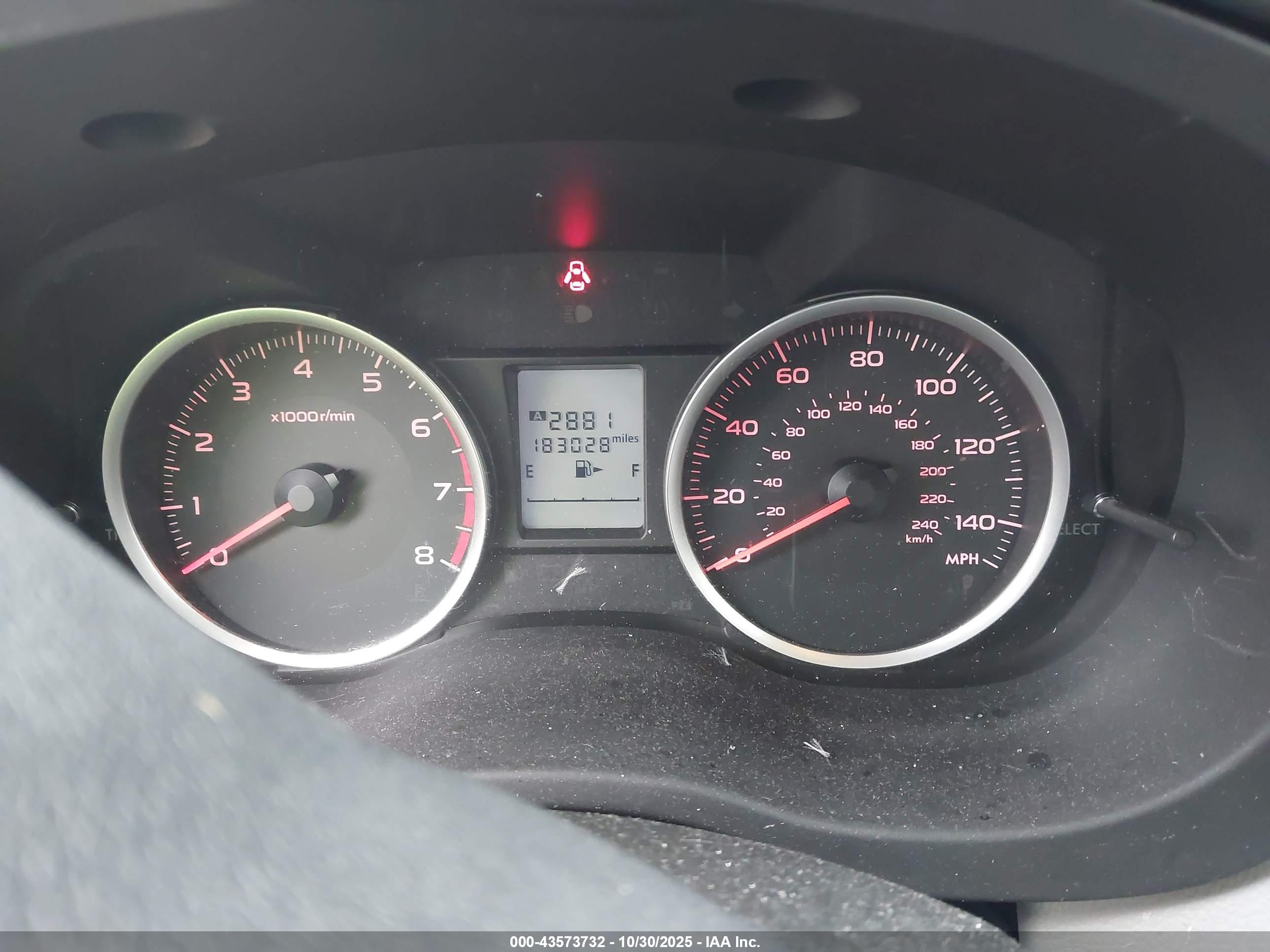 SUBARU FORESTER image 7