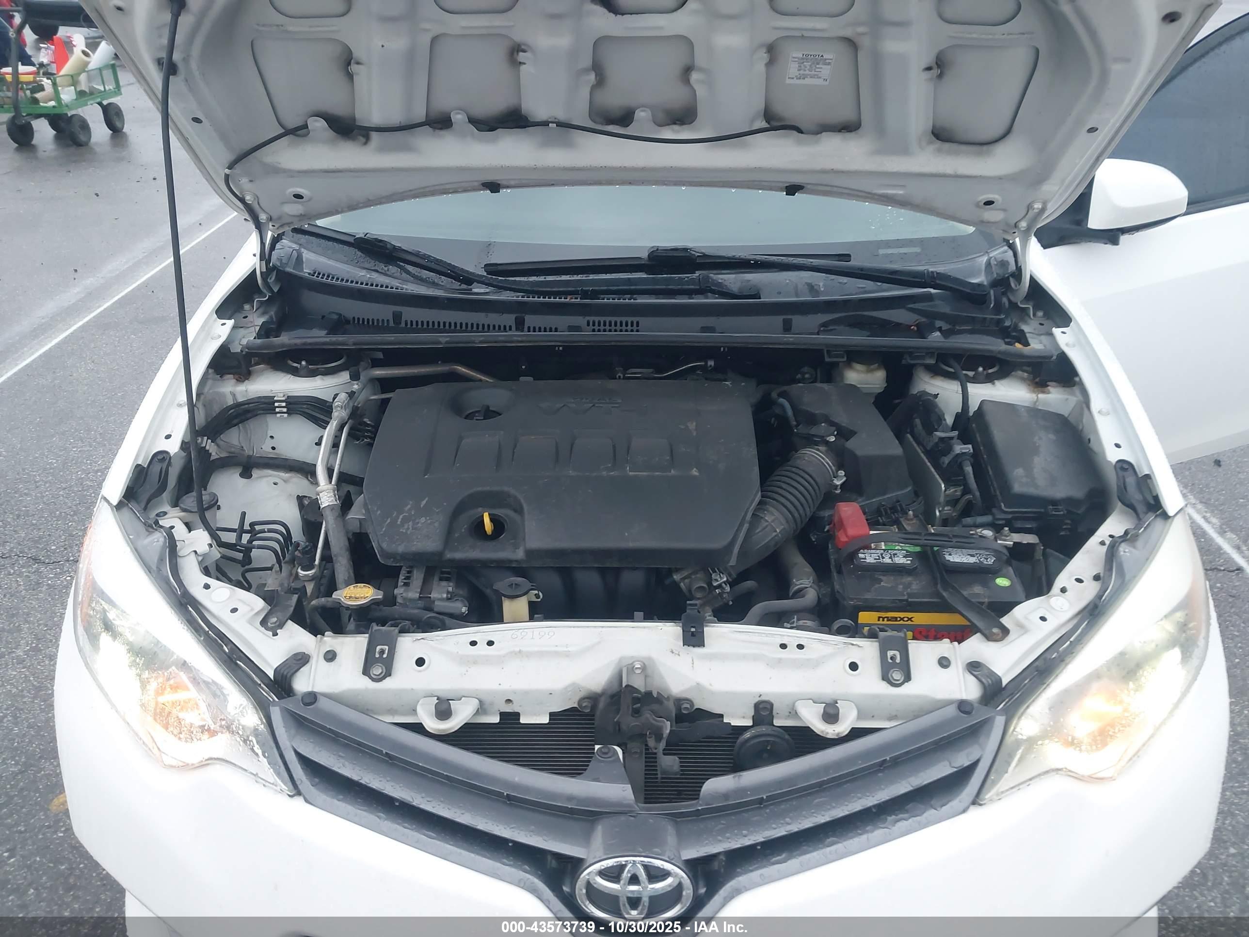 TOYOTA COROLLA image 10