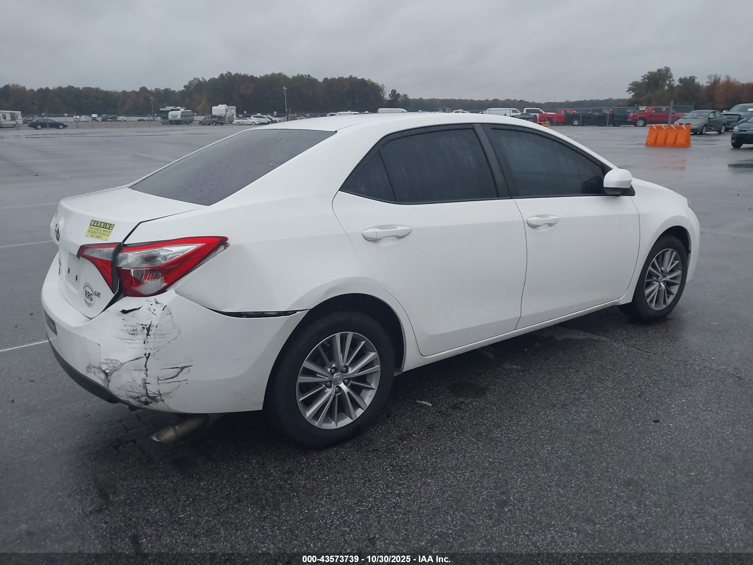 TOYOTA COROLLA image 4