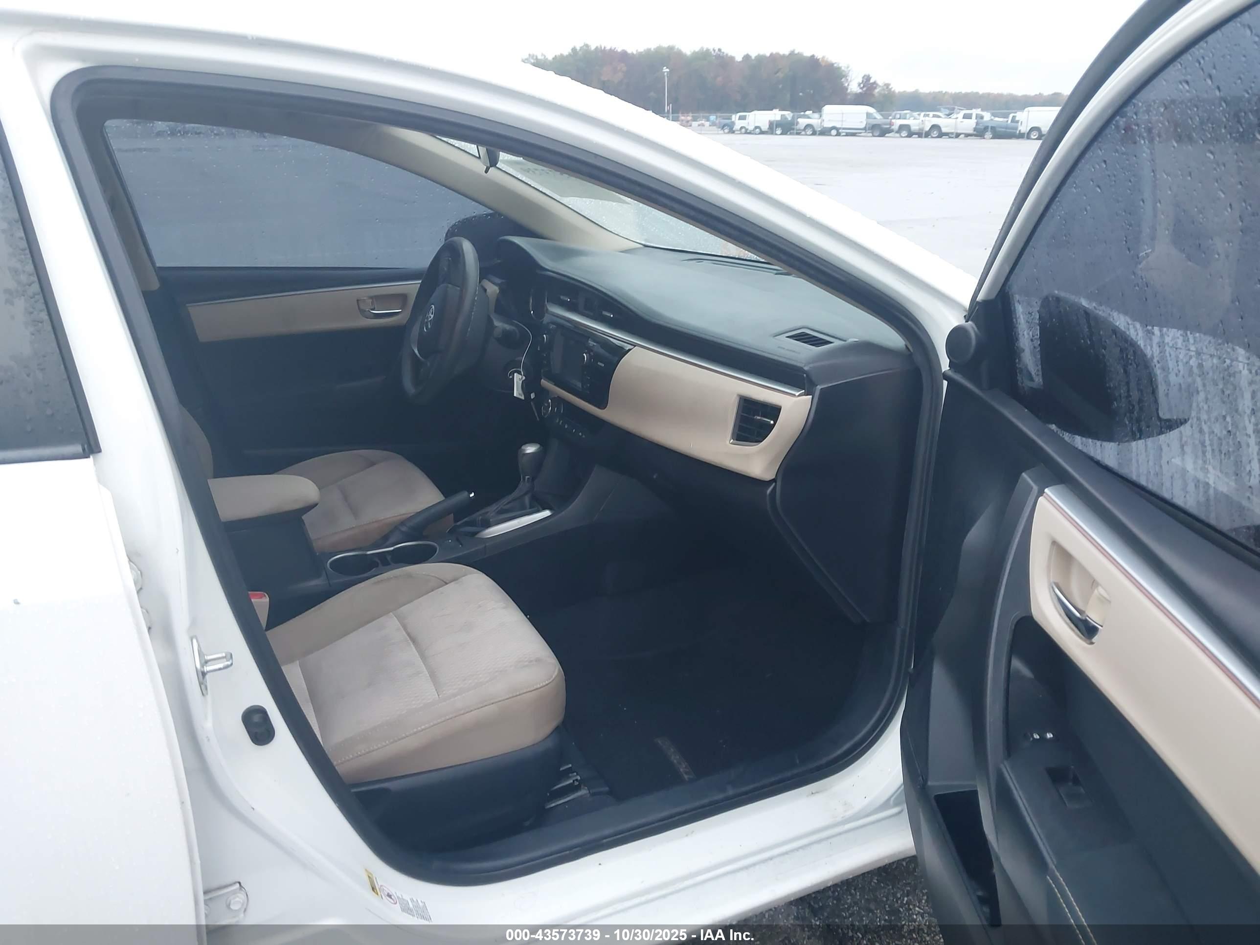 TOYOTA COROLLA image 5