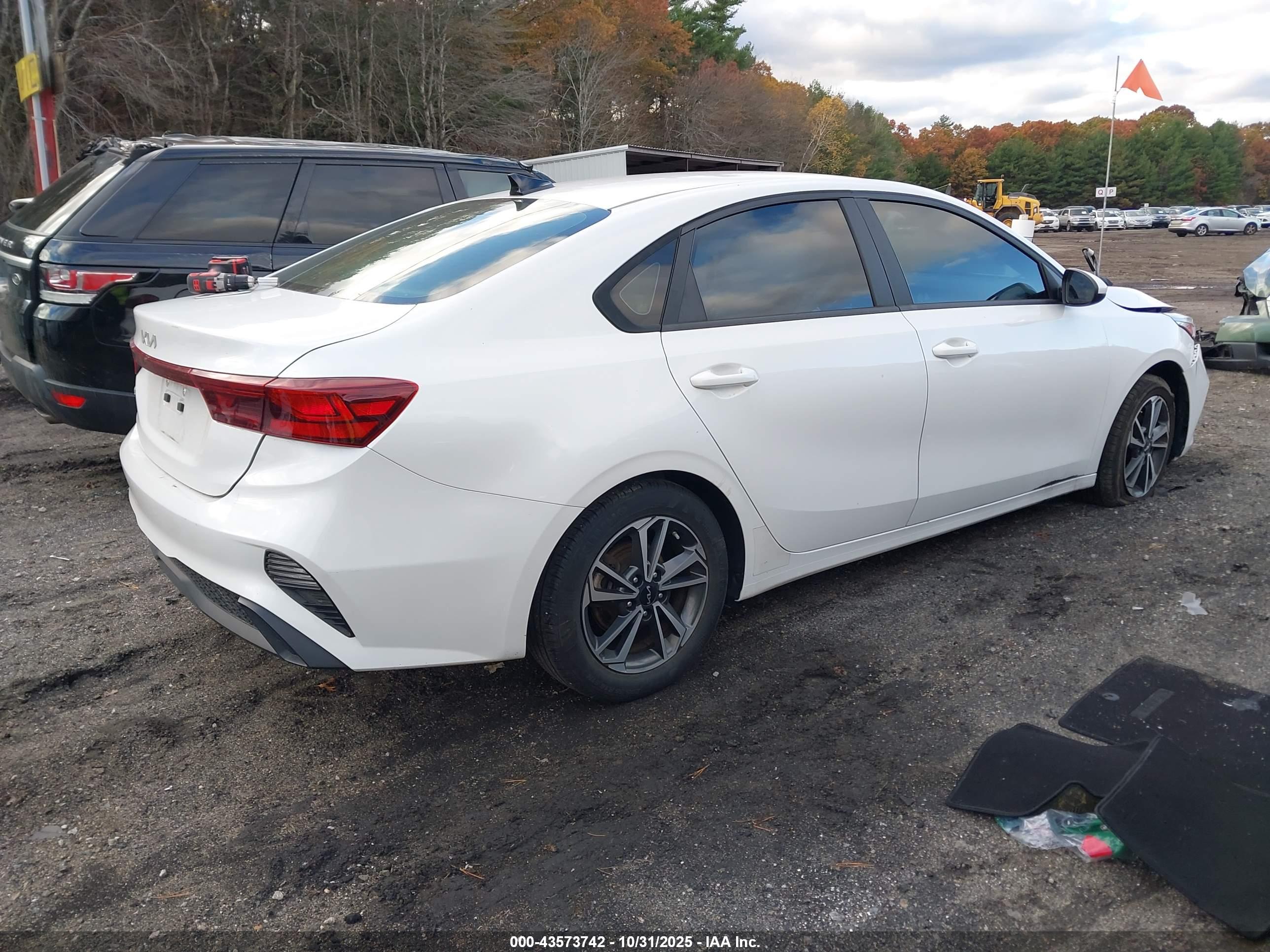 KIA FORTE image 4