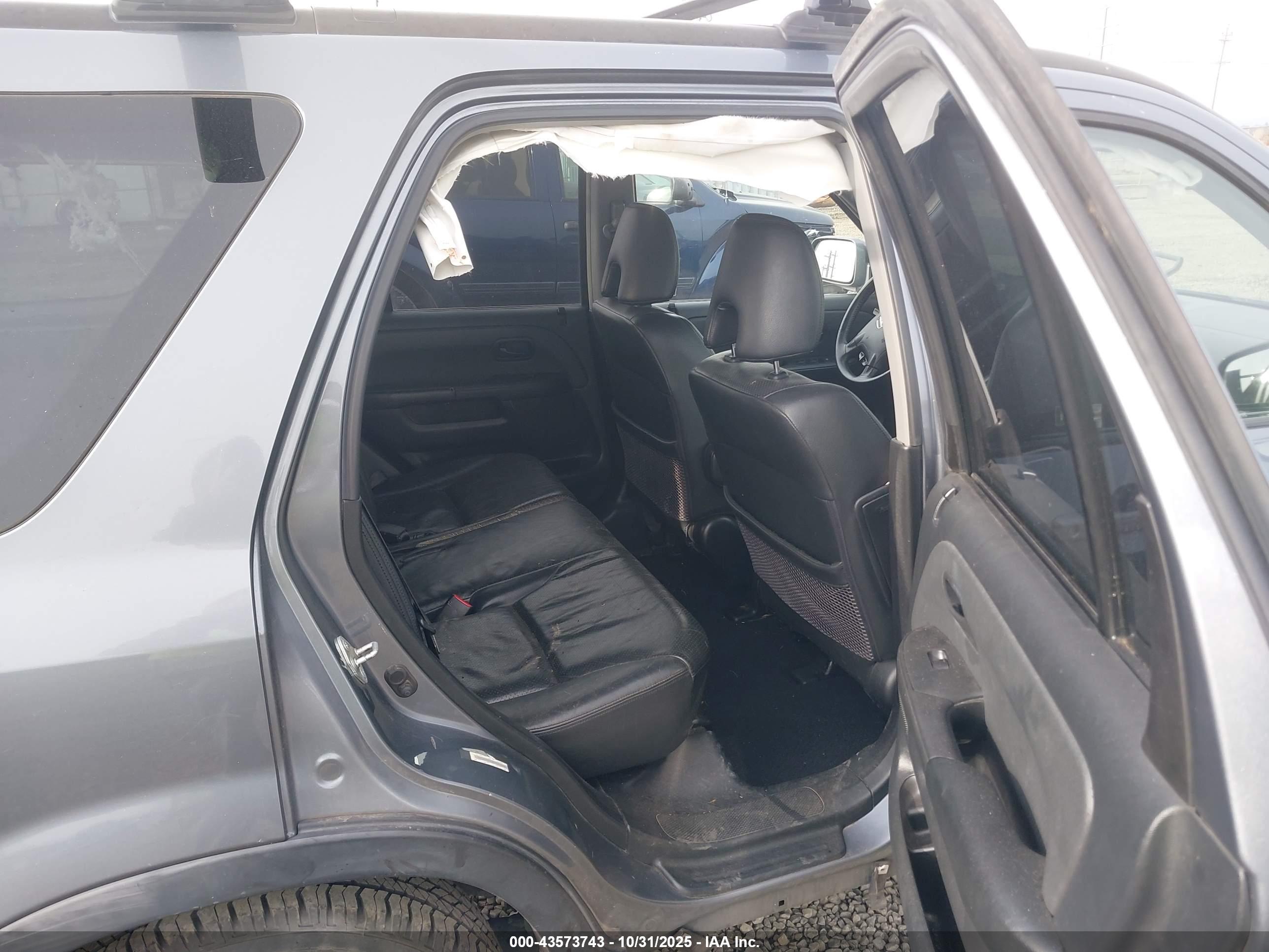 HONDA CR-V image 8