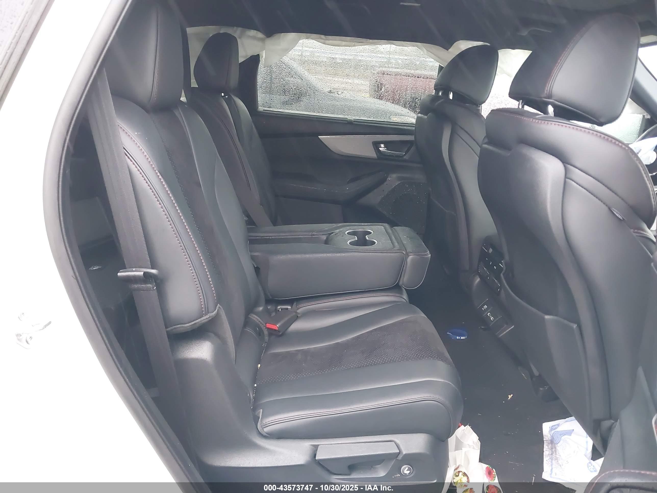 ACURA MDX image 8