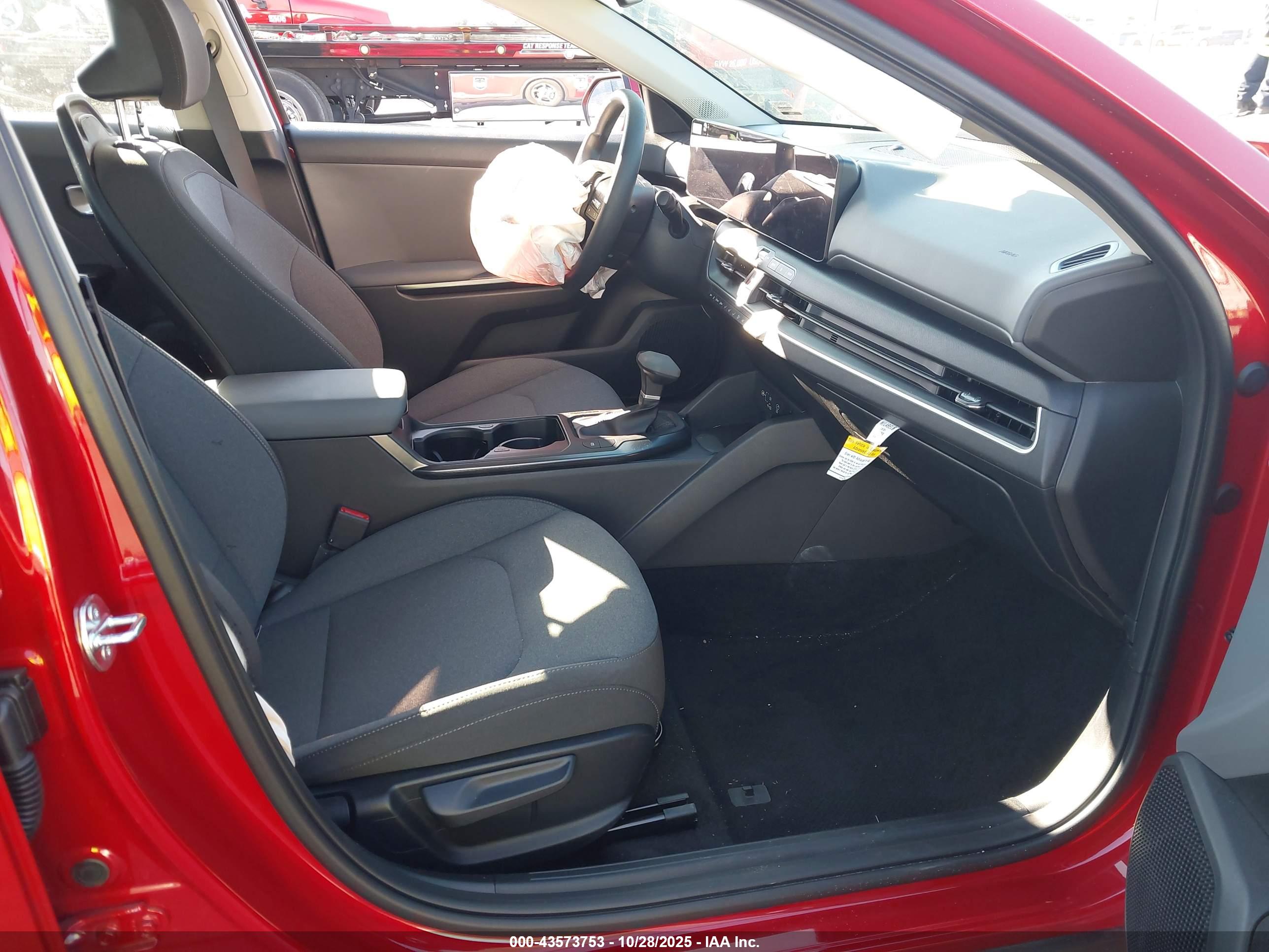 KIA K4 image 5