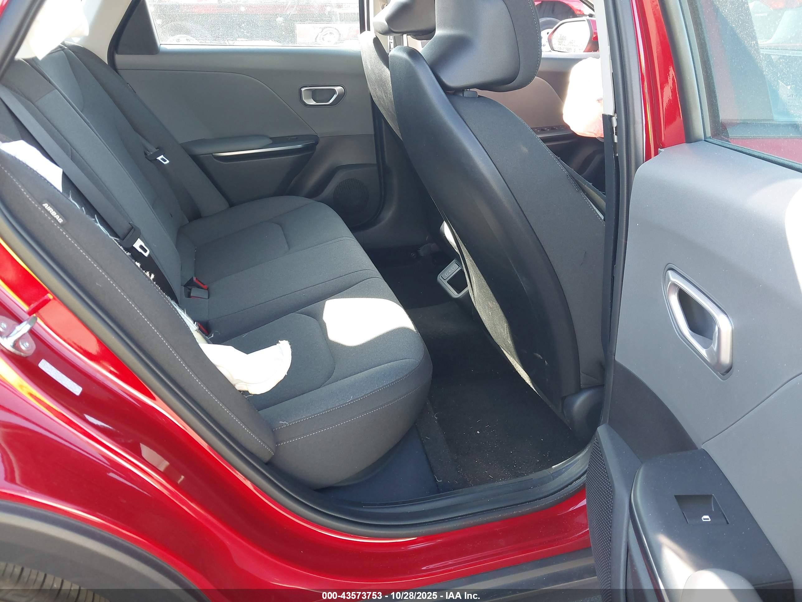 KIA K4 image 8