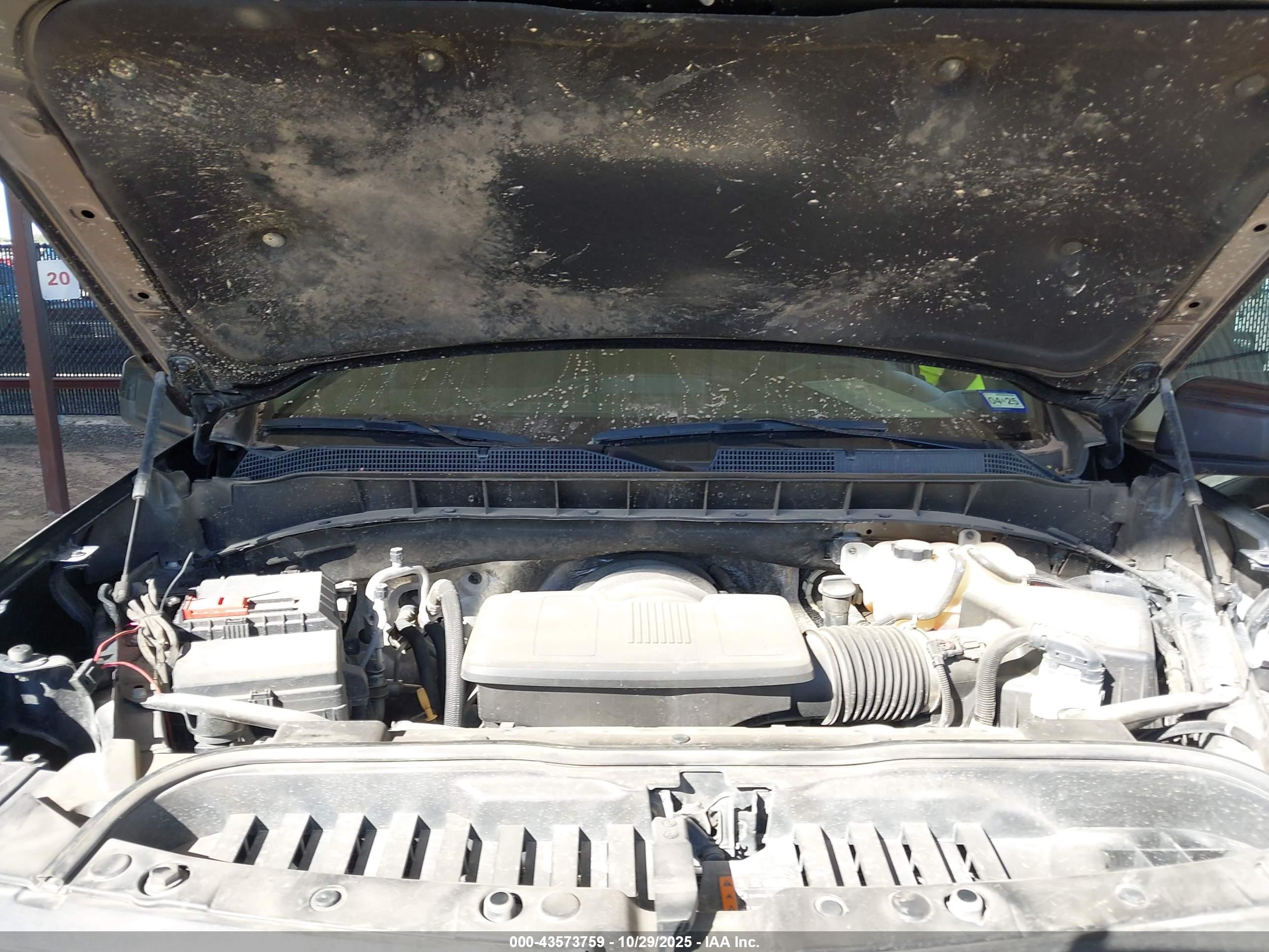 CHEVROLET SILVERADO image 10