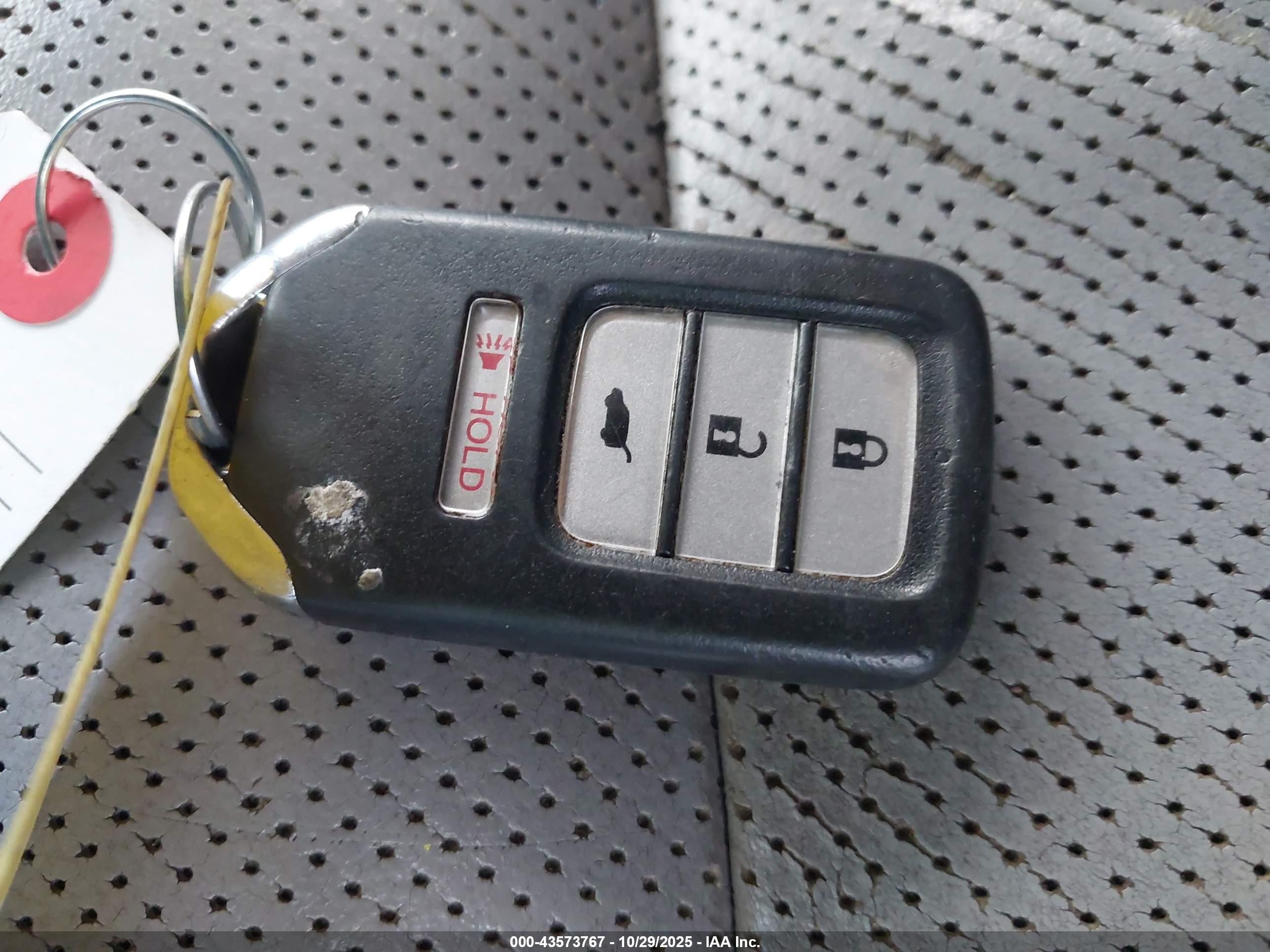 HONDA CR-V image 11