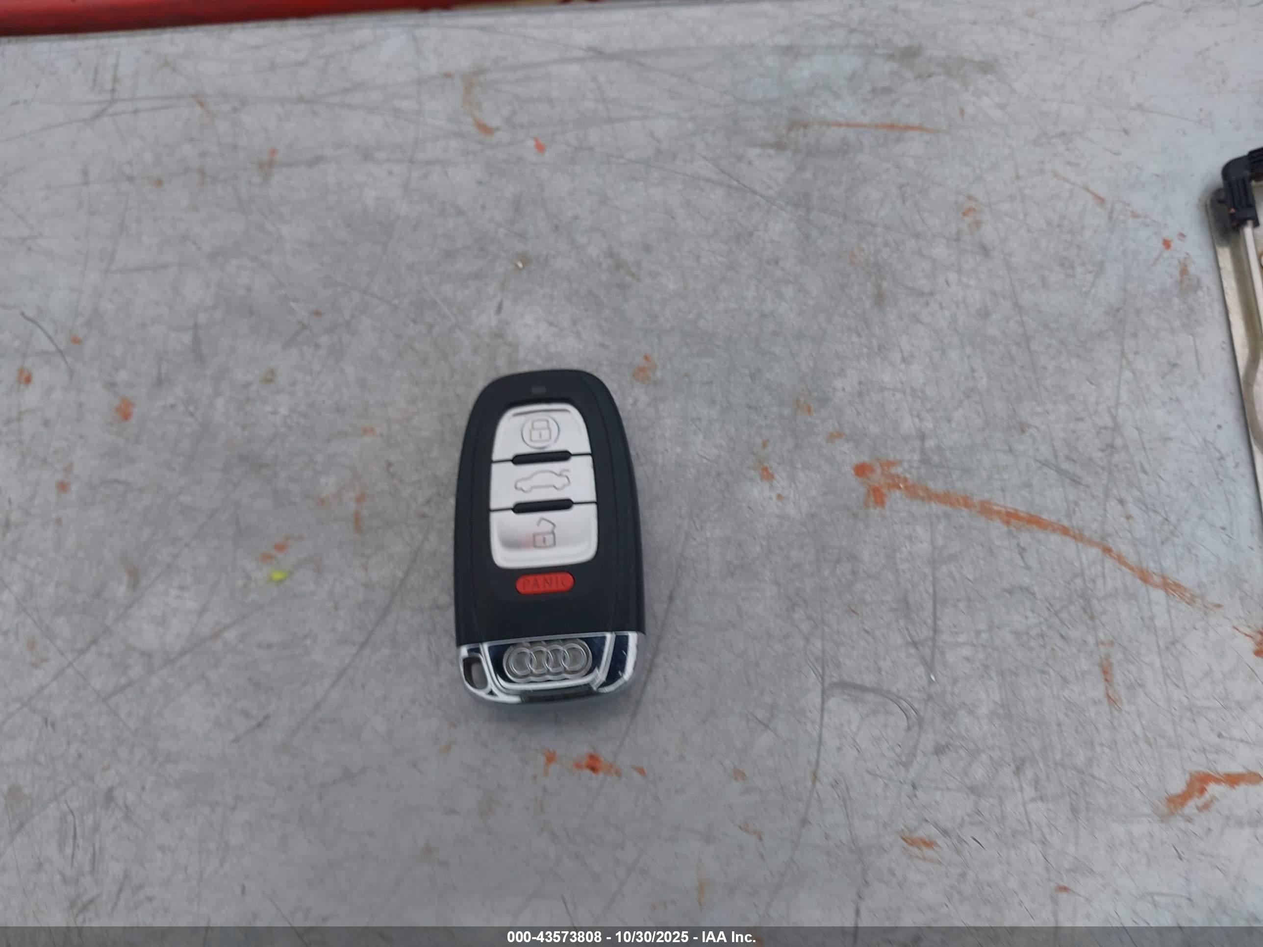 AUDI A4 image 11