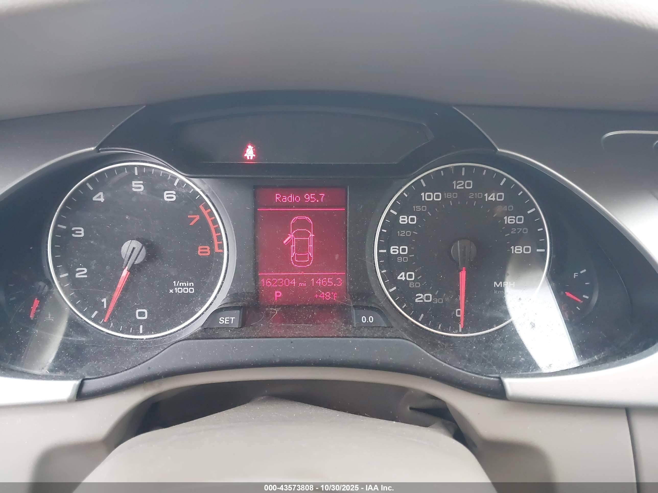 AUDI A4 image 7