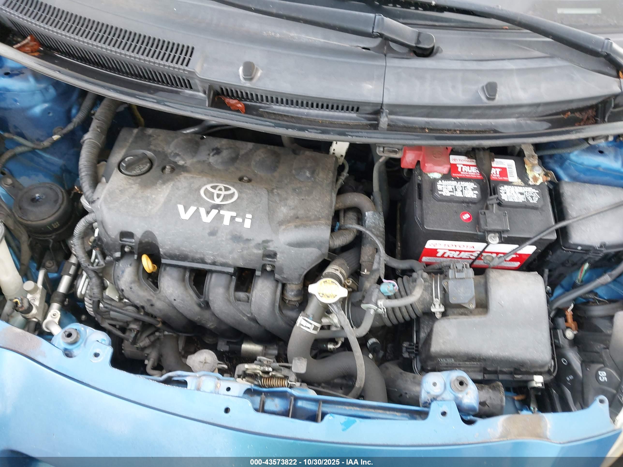 TOYOTA YARIS image 10