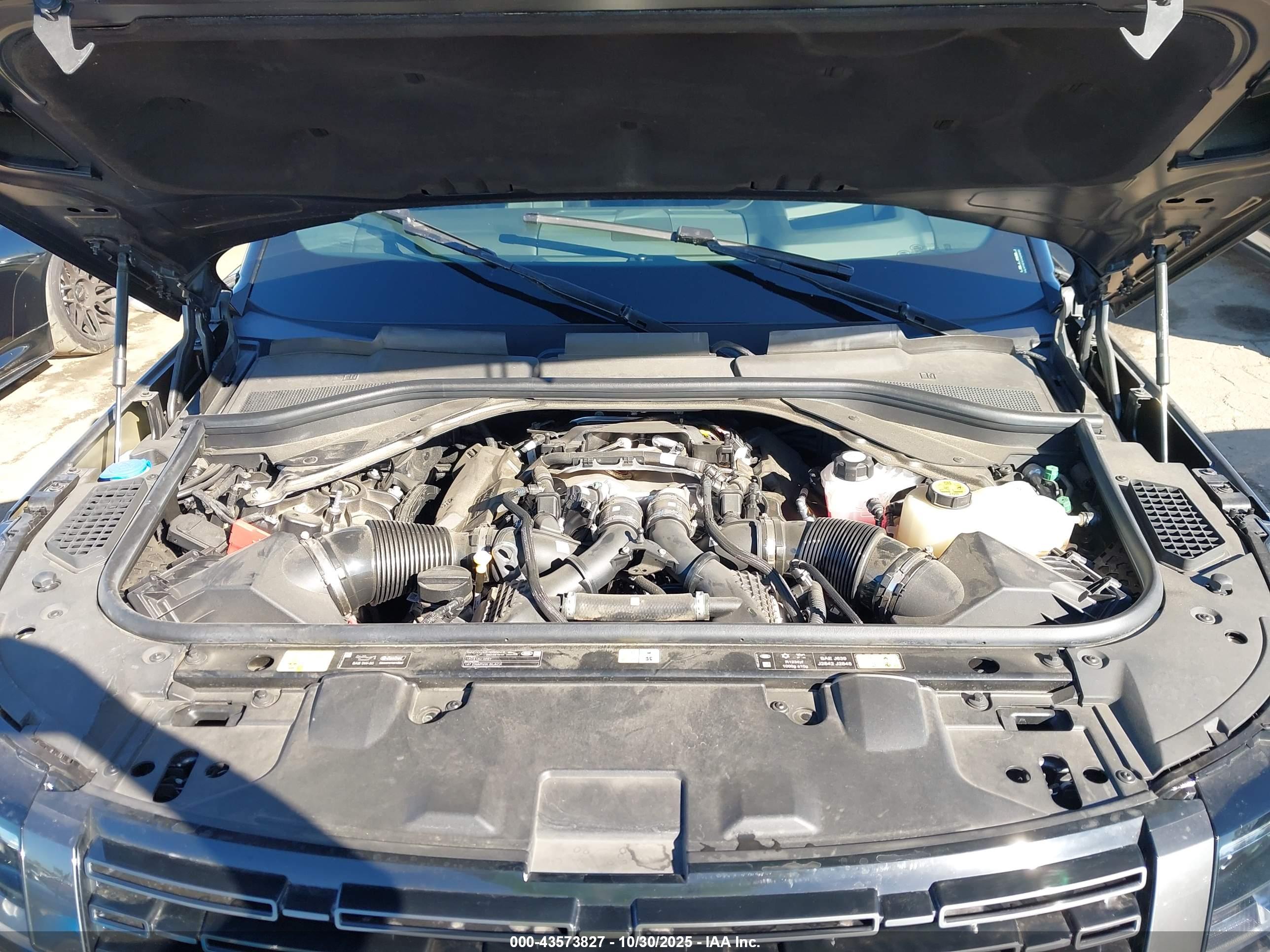 LAND ROVER image 10