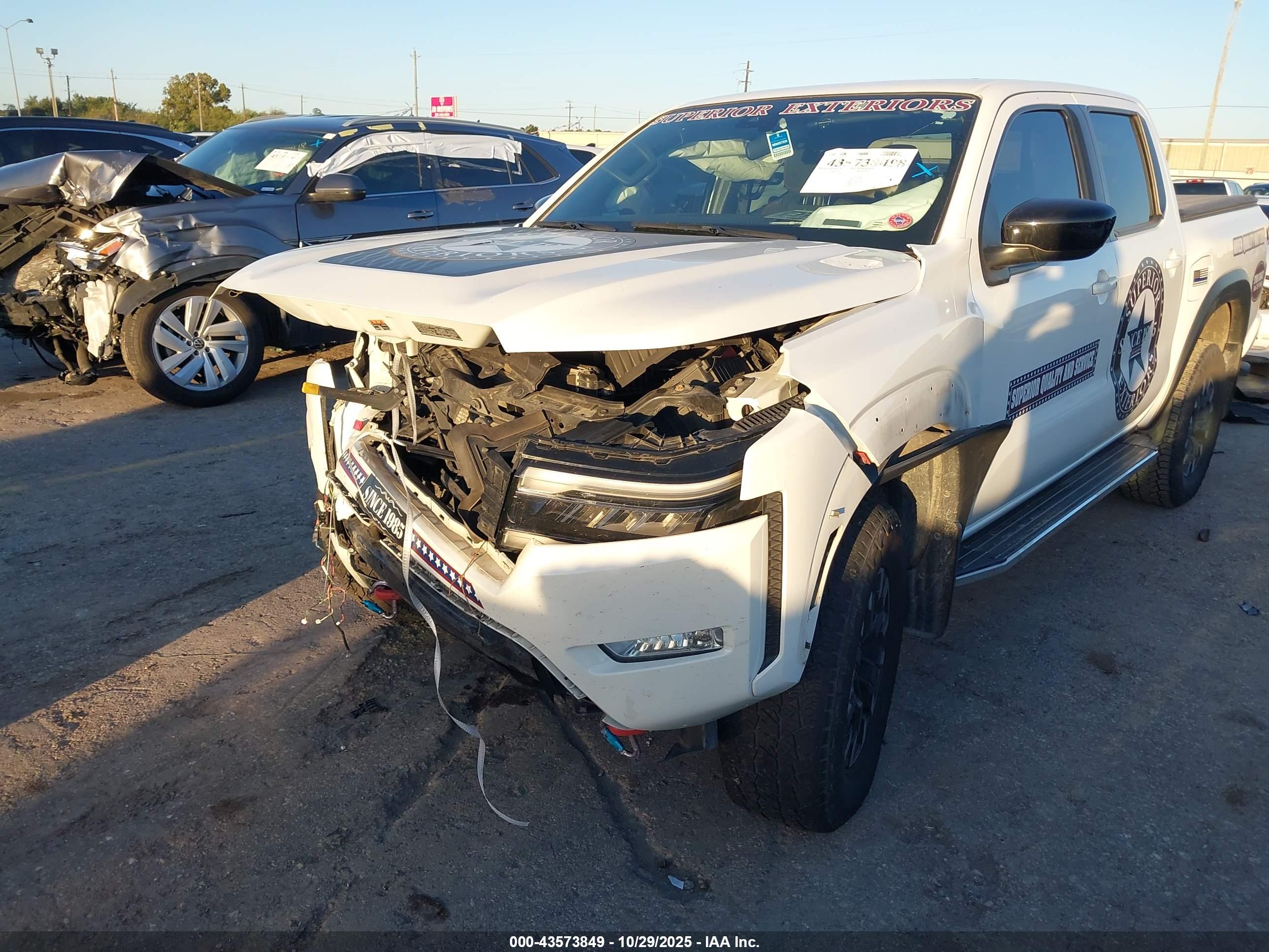 NISSAN FRONTIER image 6