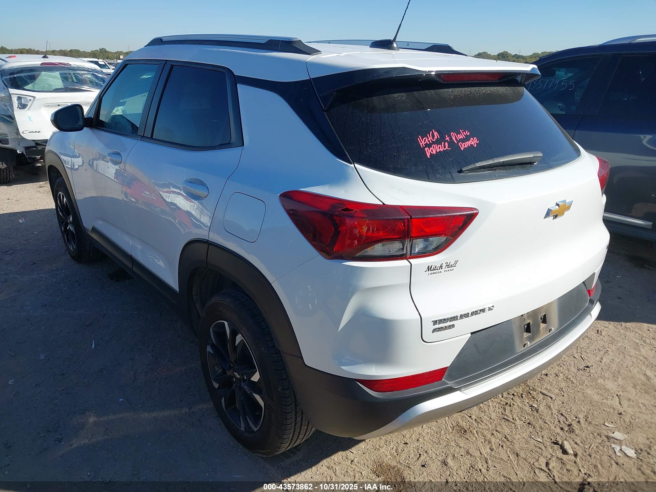 CHEVROLET TRAILBLAZER image 3
