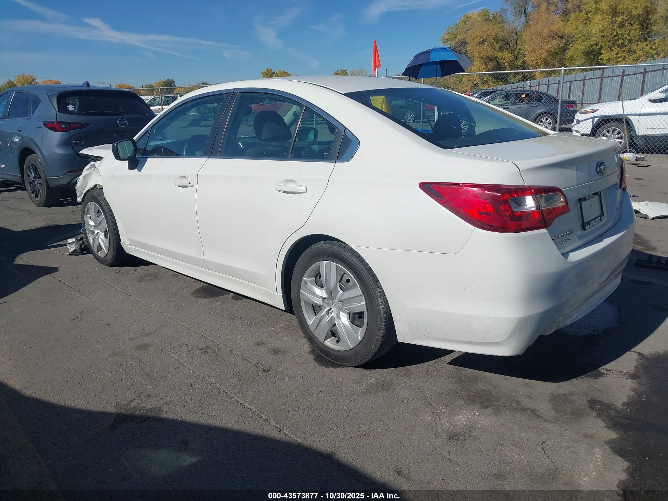 SUBARU LEGACY image 3
