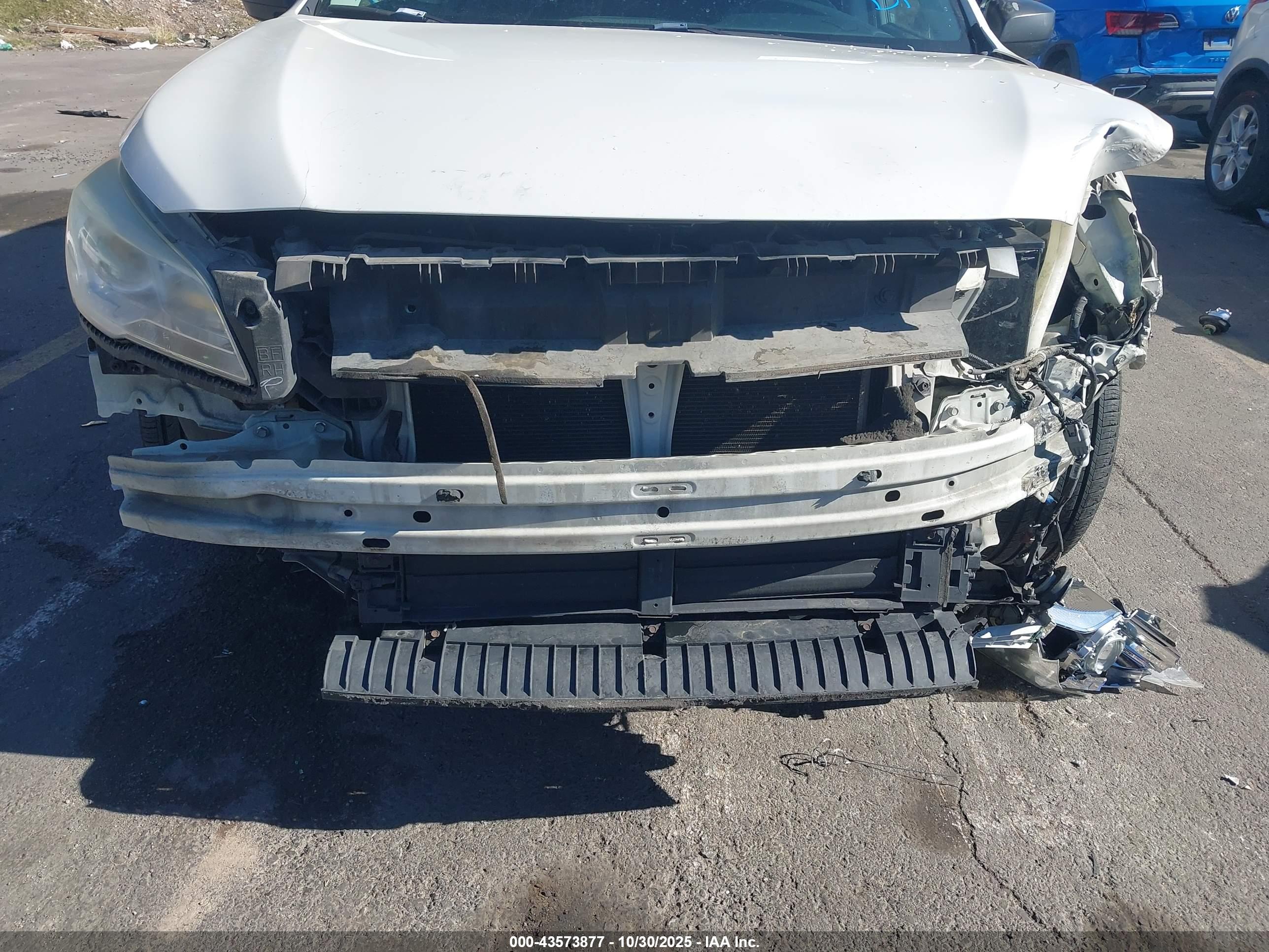 SUBARU LEGACY image 6