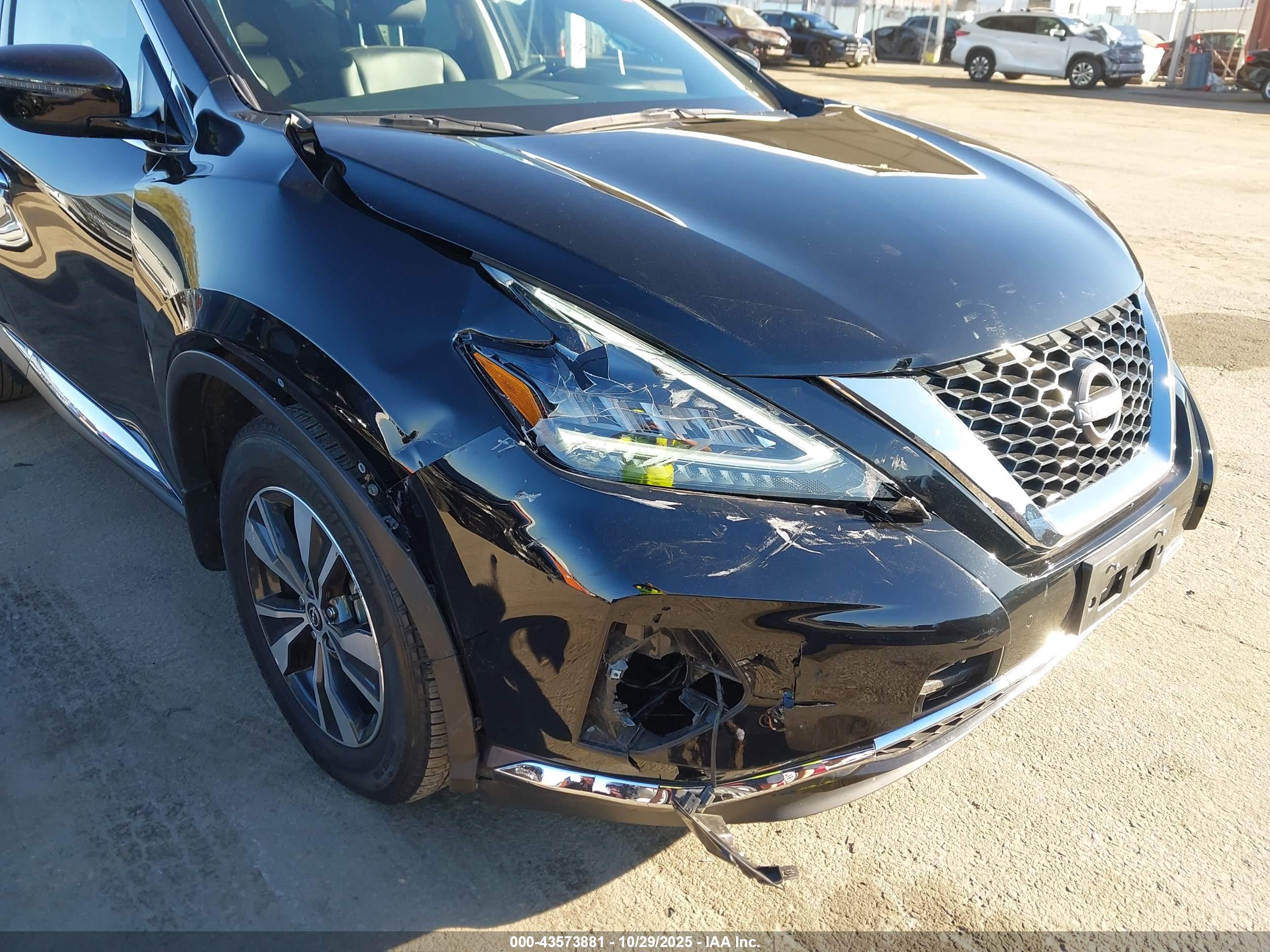 NISSAN MURANO image 6